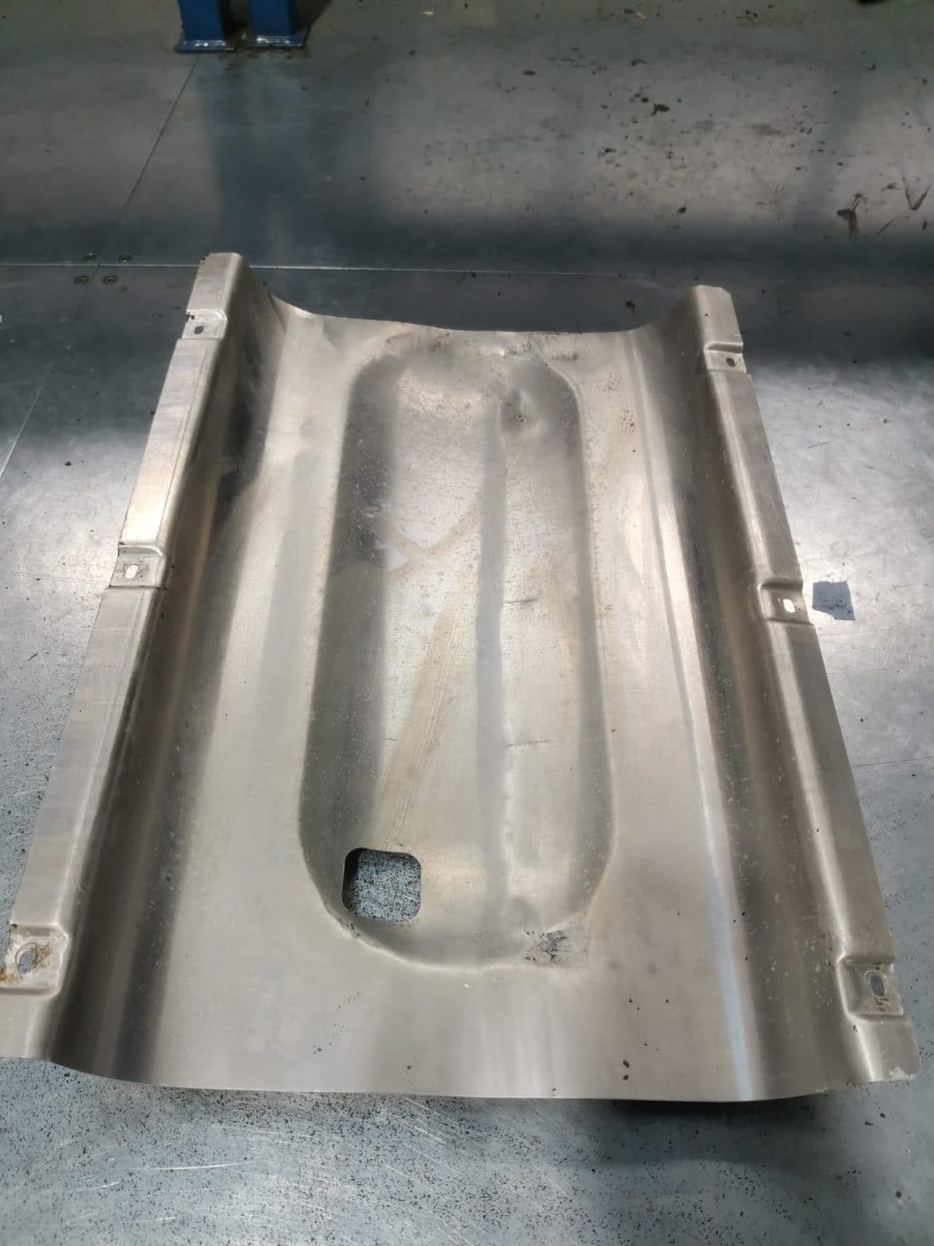 130122 1987 Mercedes 500SL Parts Cleaning and Organising 183 1 1