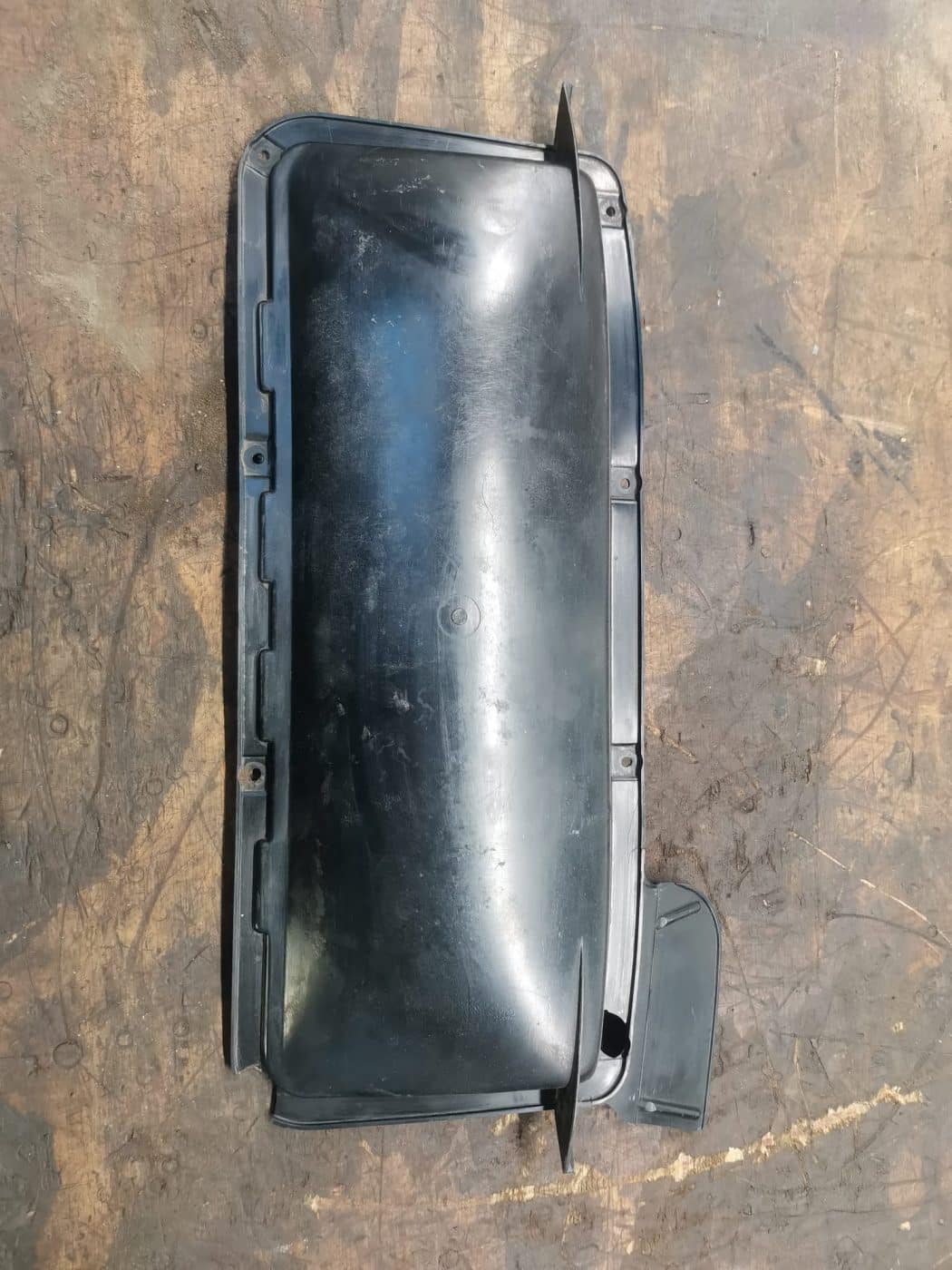 130122 1987 Mercedes 500SL Parts Cleaning and Organising 75 1