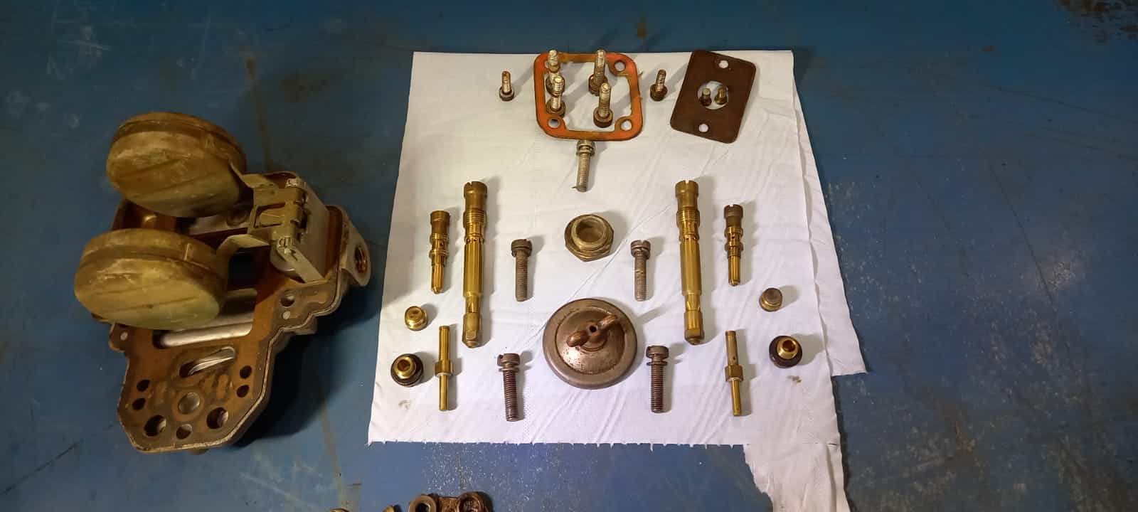 140122 1959 MGA Twin Cam Carb Rebuild 16 1