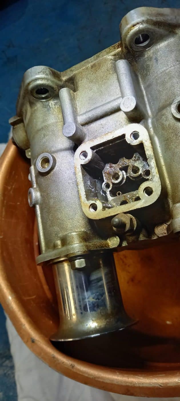 140122 1959 MGA Twin Cam Carb Rebuild 35 1