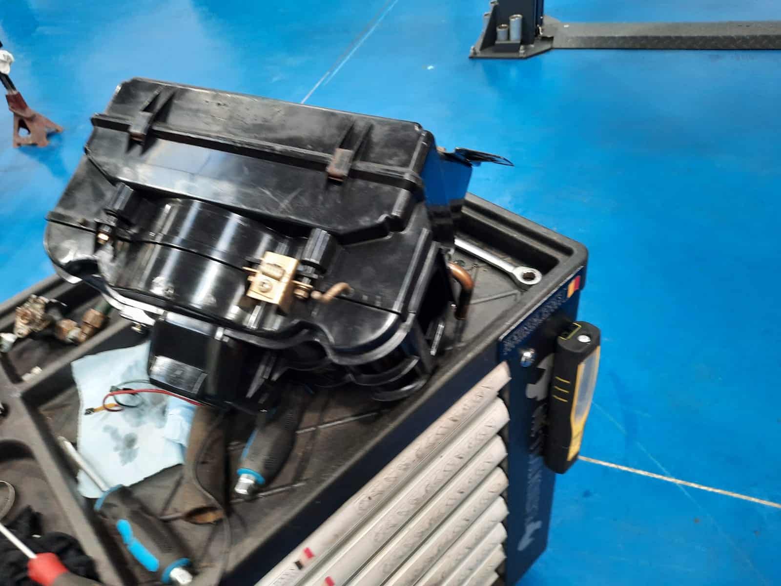 190122 Alfa Romeo Spyder Heater Box 6