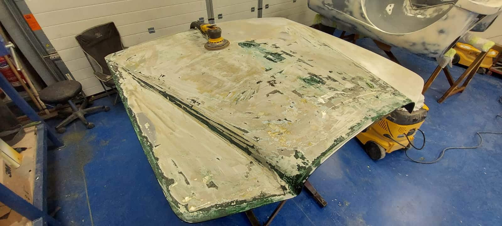 210122 1969 Bentley T1 Body Strip and Bonnet Paint Strip 12 1