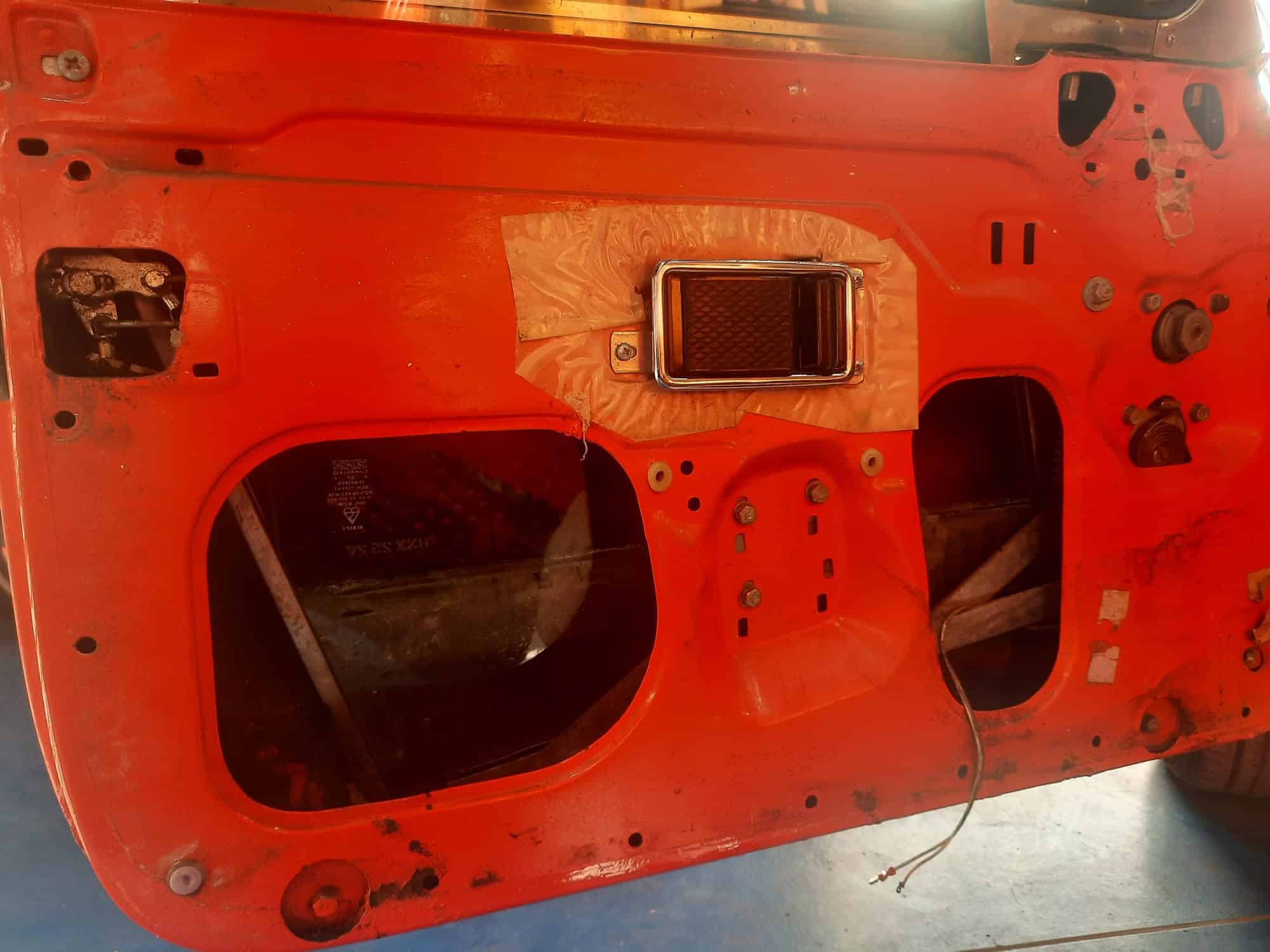 310122 Blaze Orange MGB GT Teardown and Inspection 41 1