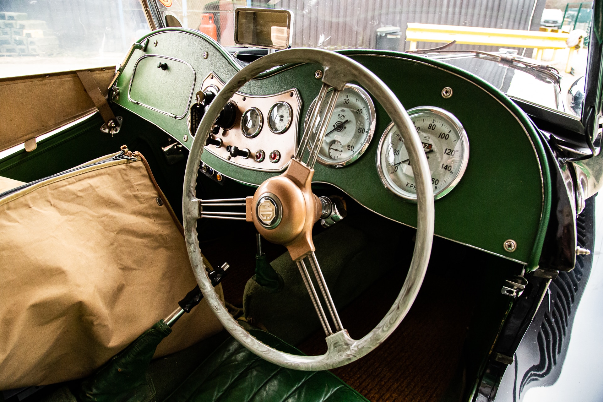 040222 1952 MG TD Feature Photos 16 1