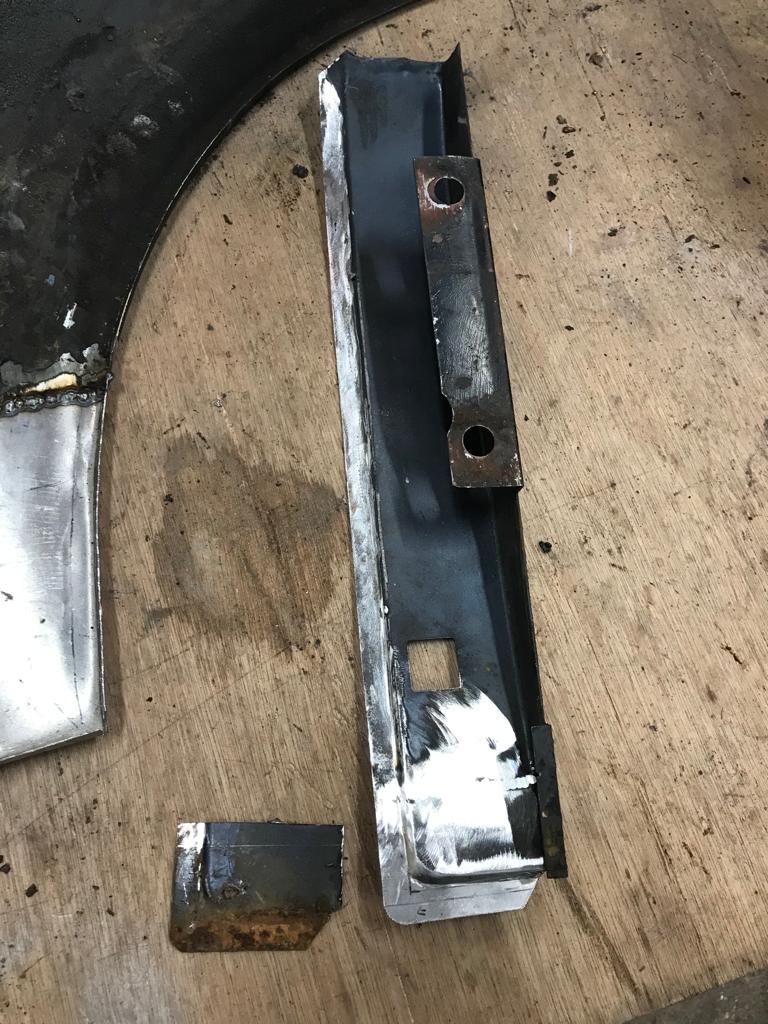 140222 1987 Daimler Double Six Wing and Door Rust Repairs 39 1