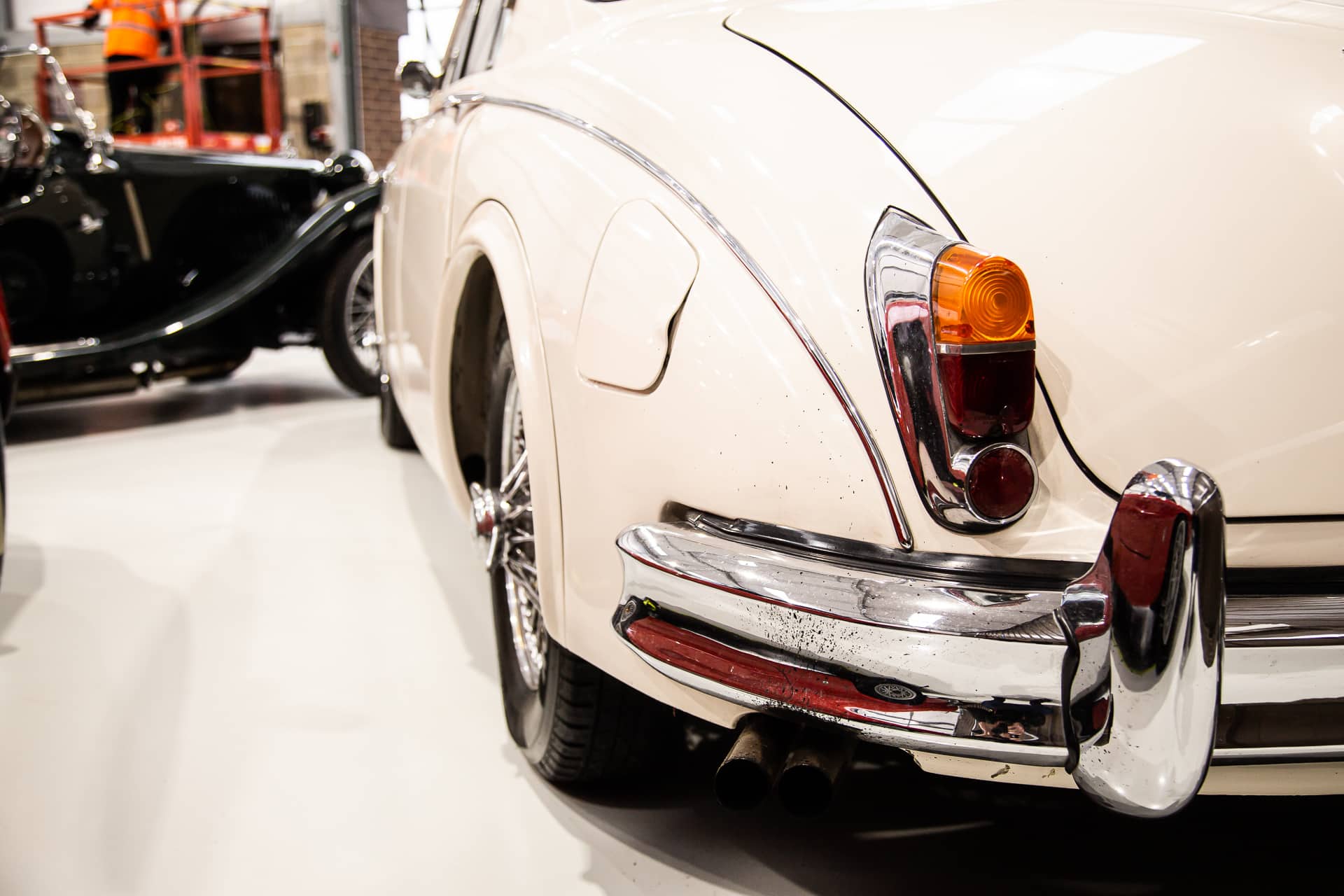 150222 1966 Jaguar MkII New Building 9 1