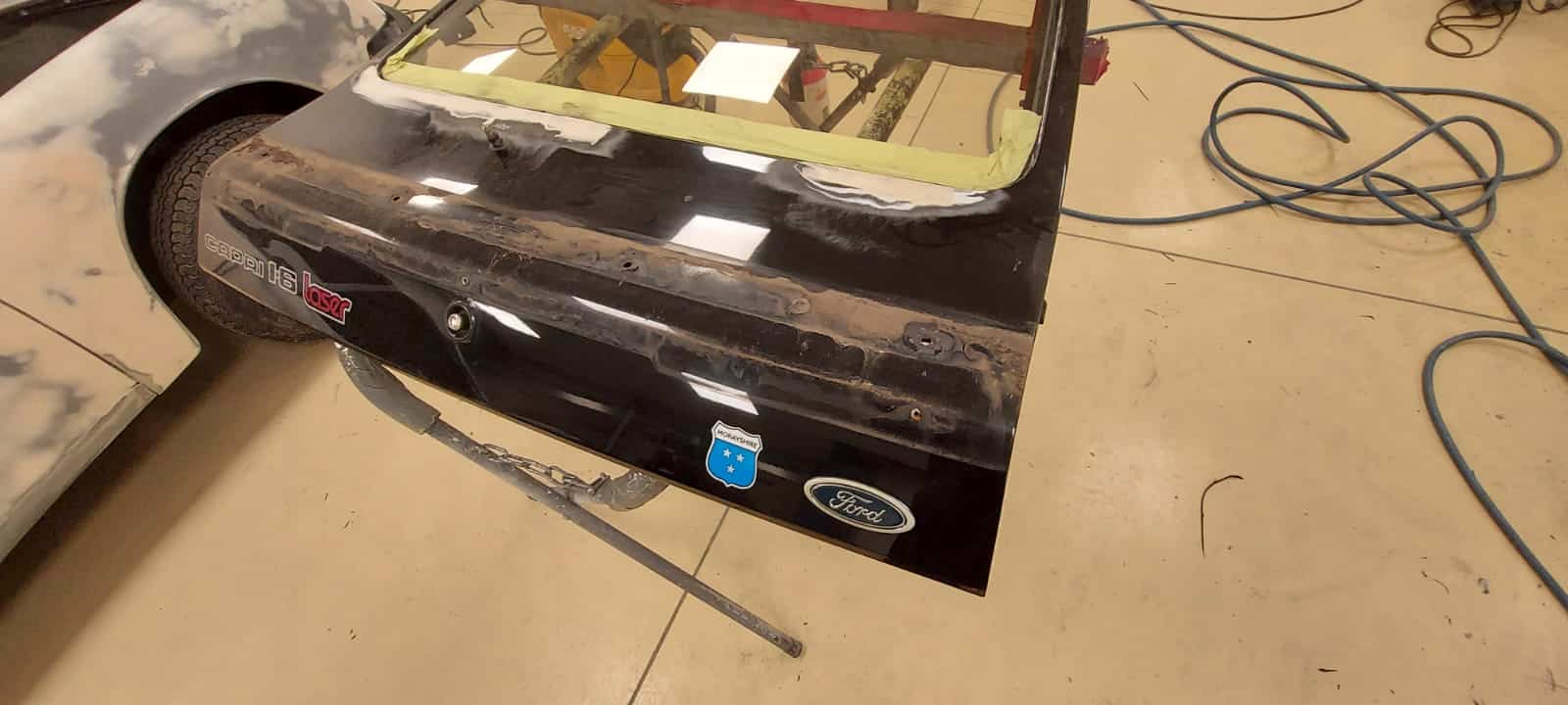 170222 1986 Ford Capri Laser Rear Decklid and Sunroof refinished 10 1