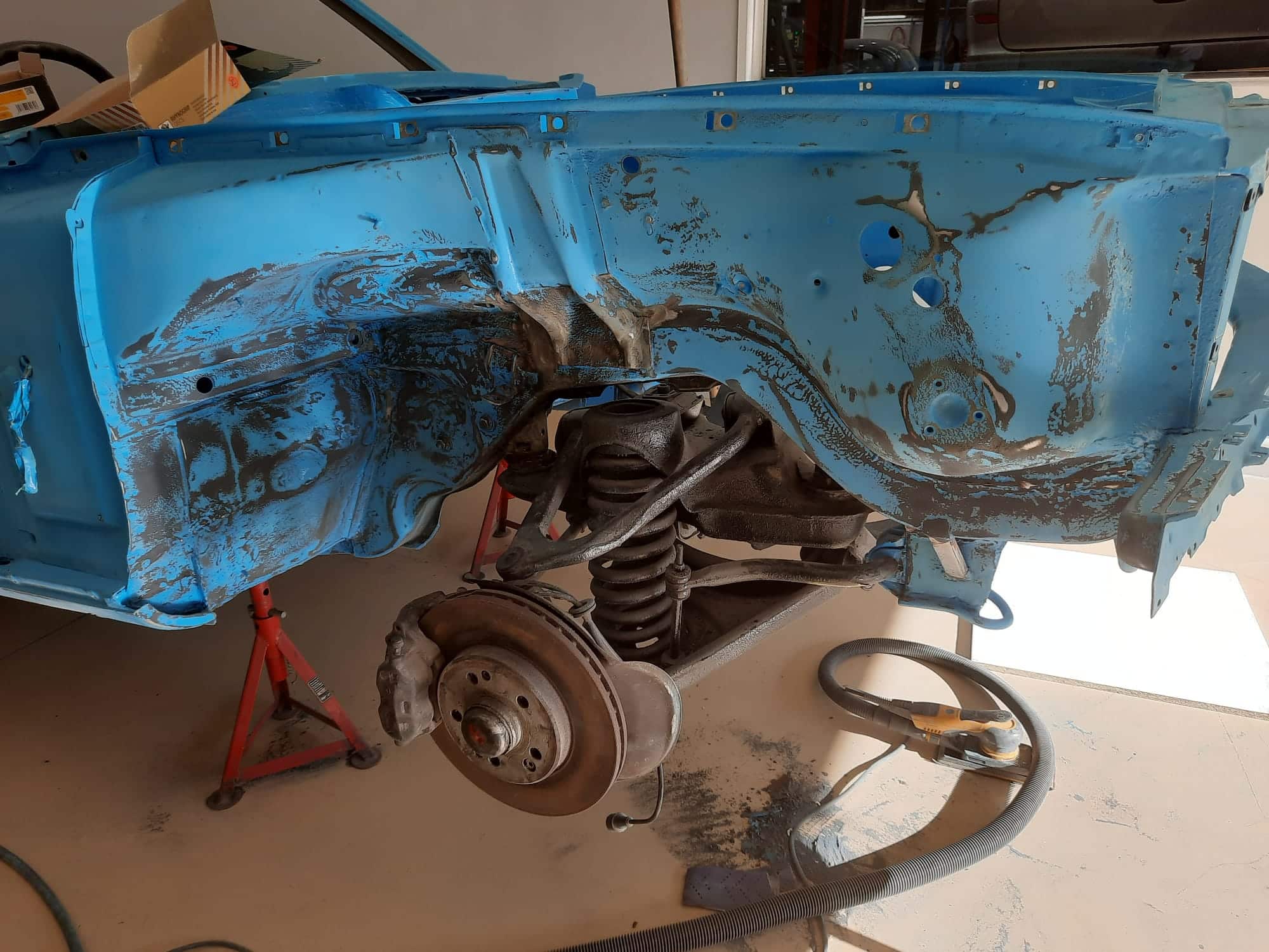 220222 1987 Mercedes 500SL Bodywork and Doors 30 1