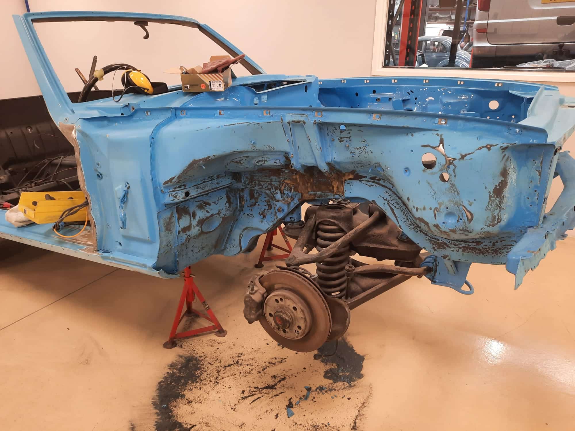 220222 1987 Mercedes 500SL Bodywork and Doors 33 1
