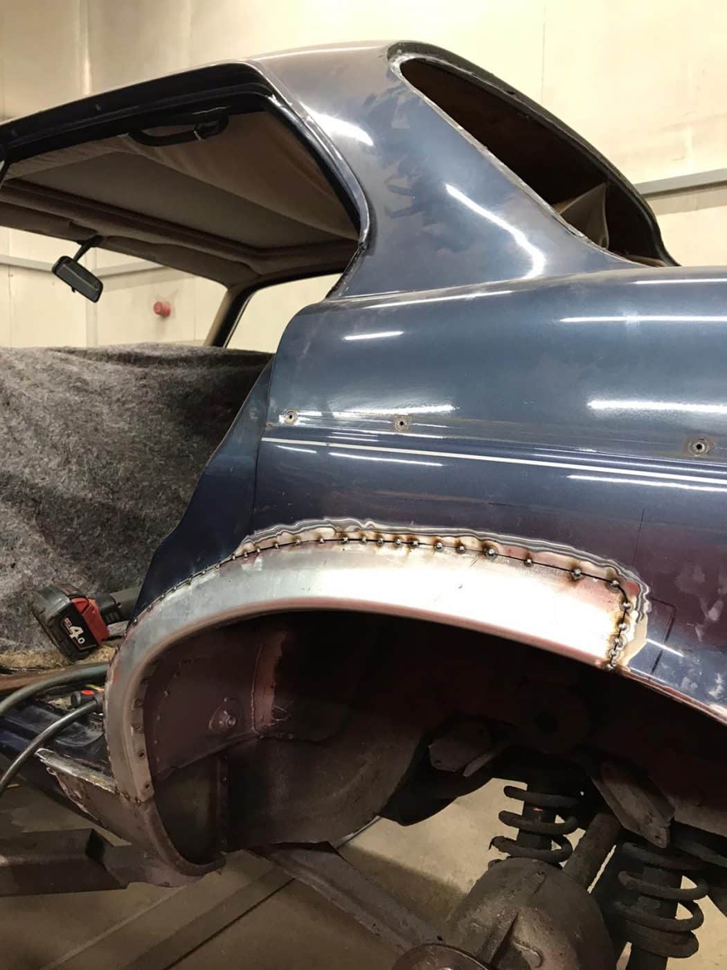 250222 1987 Daimler Double Six Passenger Side Rust Repairs Arches and Door 12 1