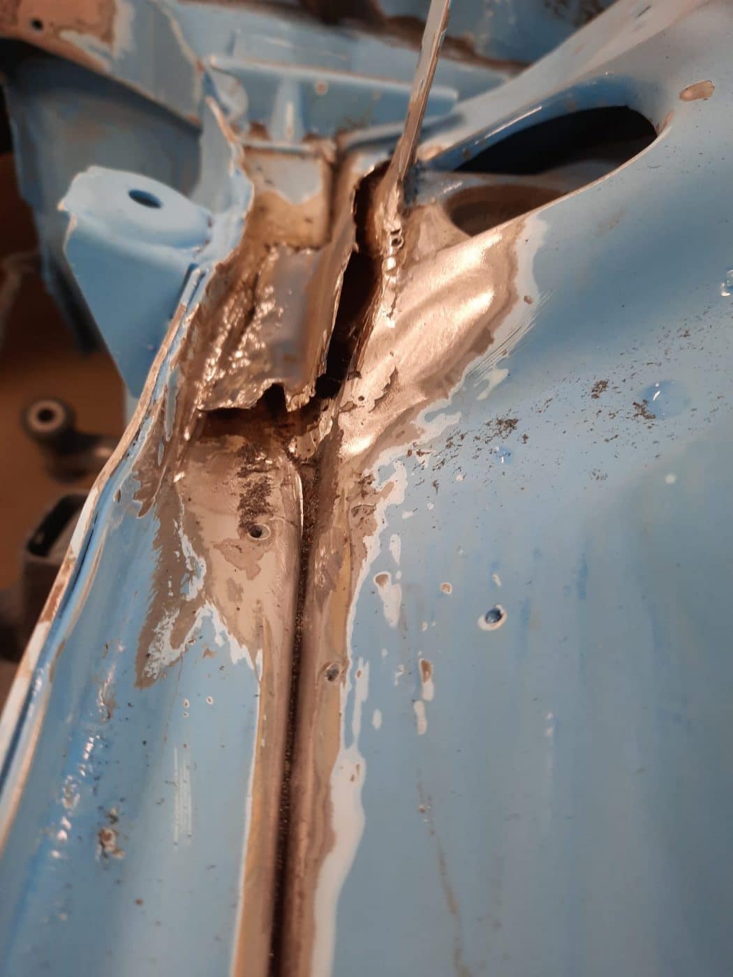 250222 1987 Mercedes 500SL Engine Bay Prep and Rust 12 1