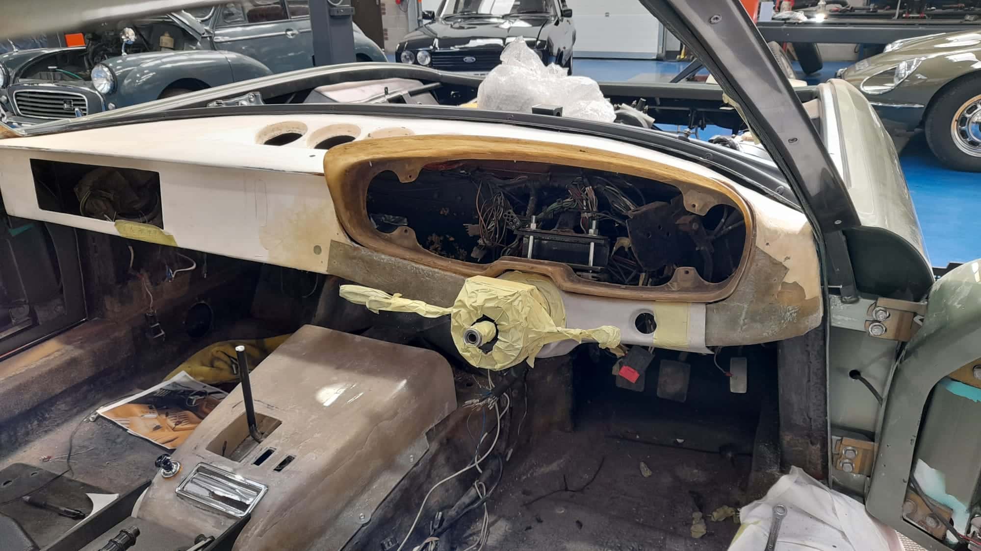 280222 1979 Arrow Daytona Dash Modifications and Prep 10 1