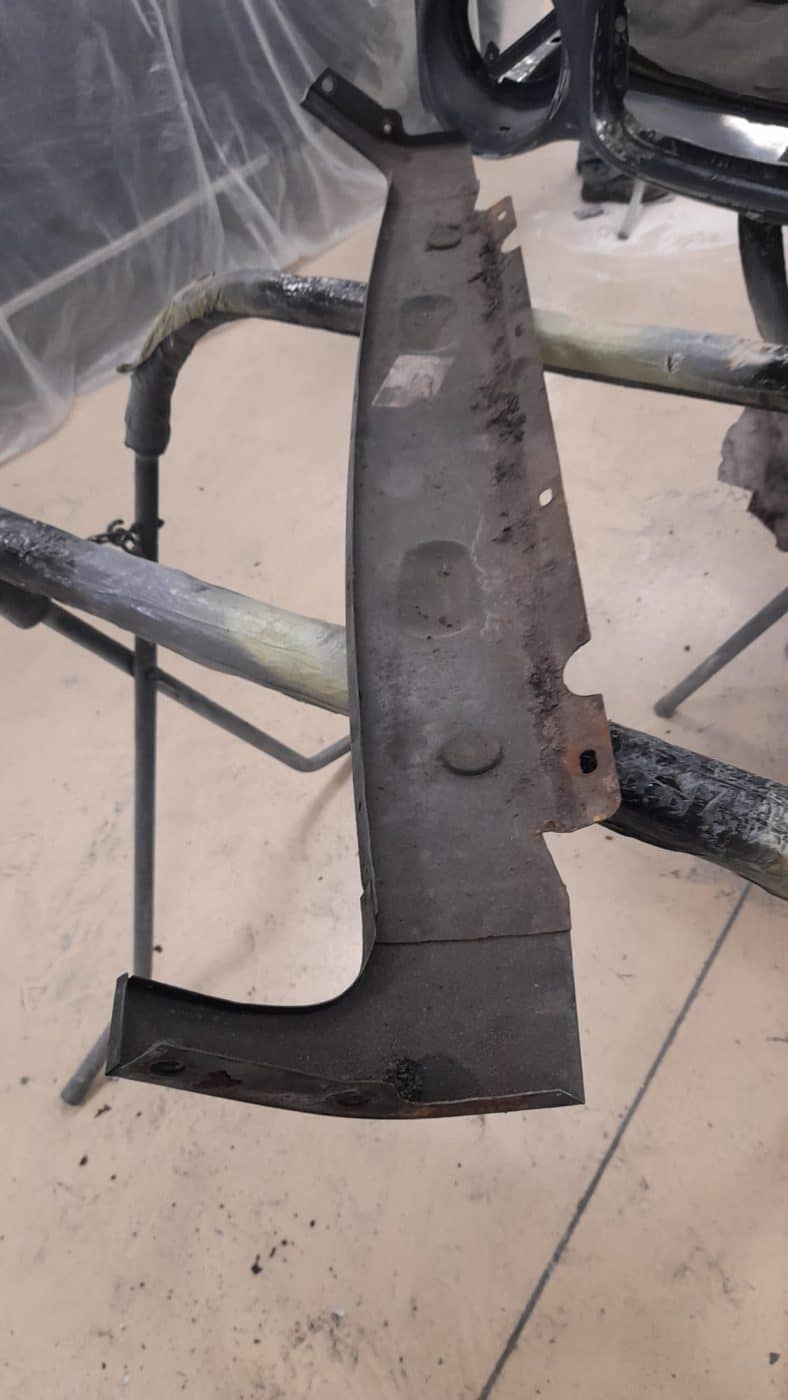 280222 1987 Daimler Double Six Body Panels Stripped 14 1