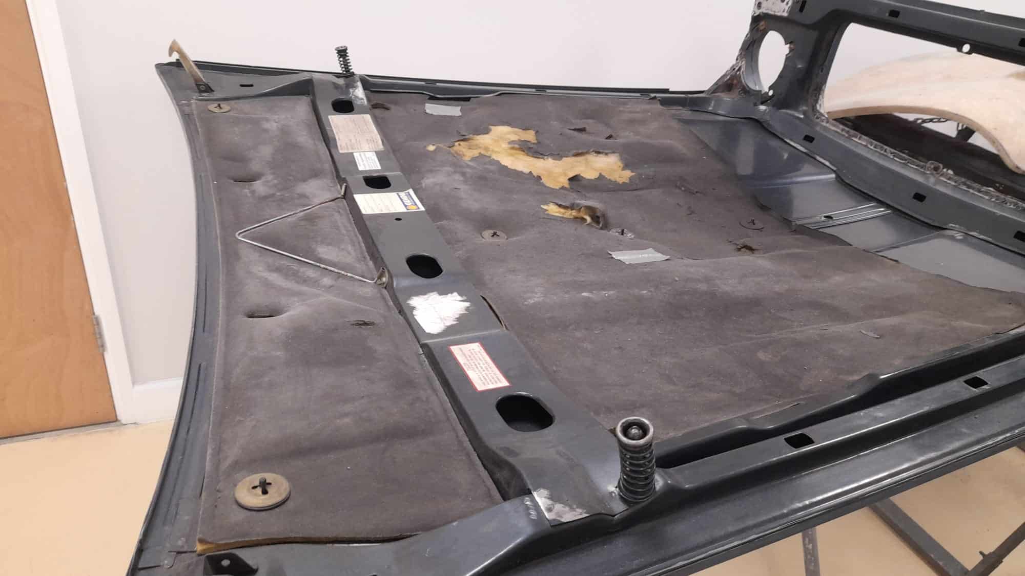 280222 1987 Daimler Double Six Body Panels Stripped 16 1