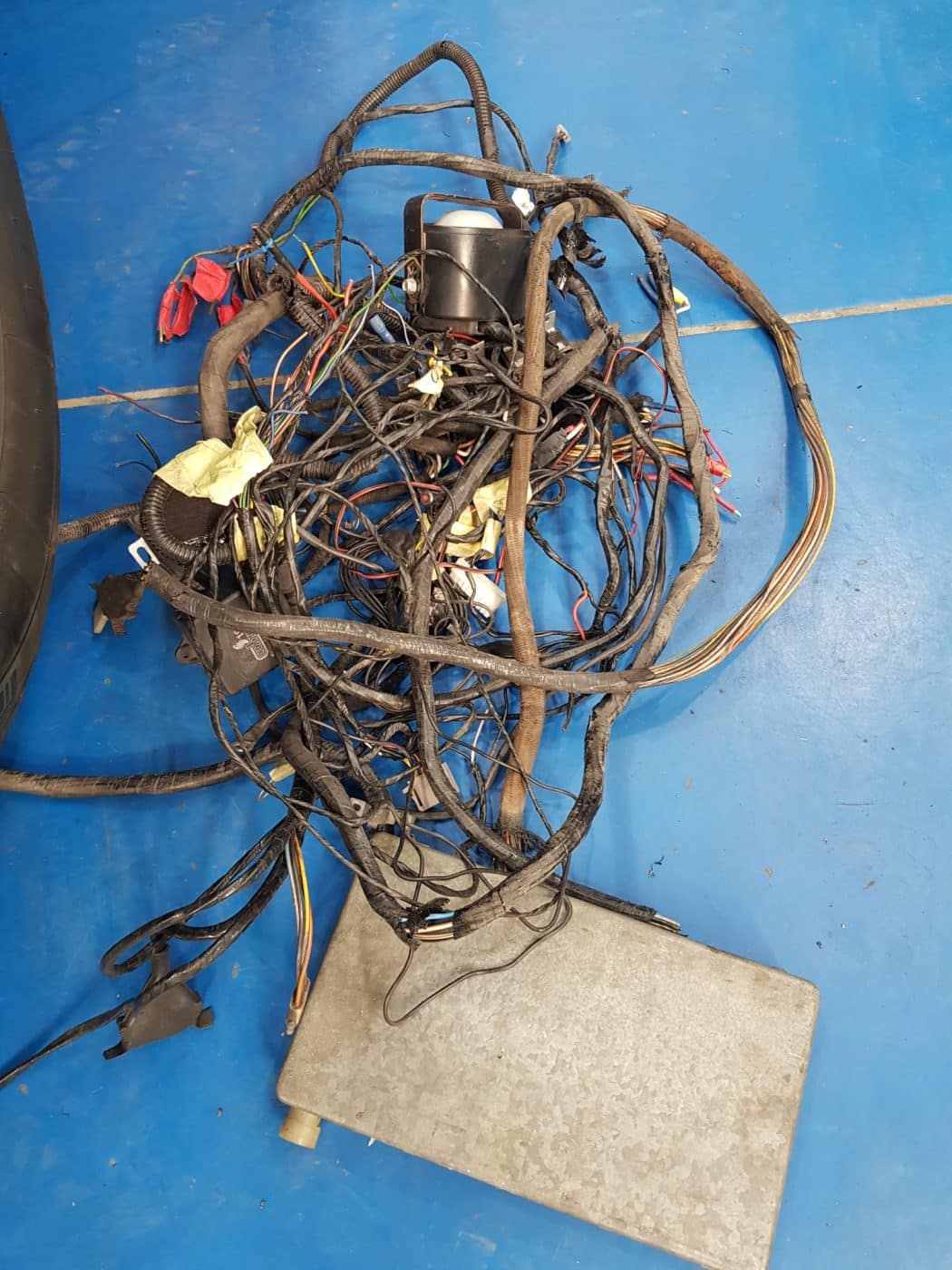 010322 1979 Arrow Ferrari Daytona Wiring Harness Modification 7 1