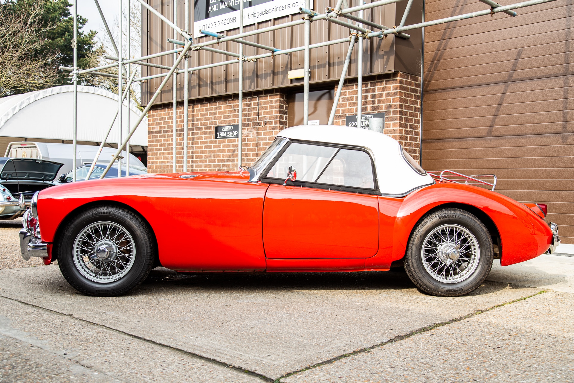 040322 1957 MGA Roadster Feature Photos 4 1
