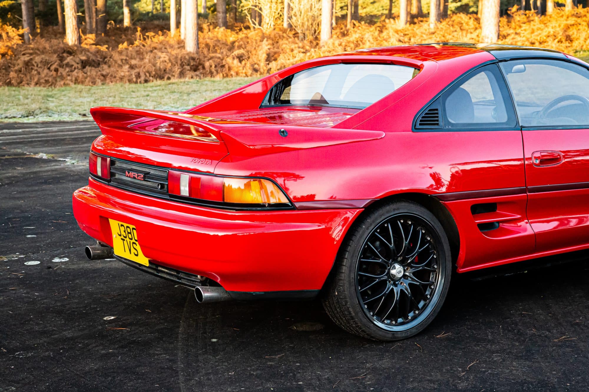 050122 1992 Toyota MR2 Sales Photos 7 1