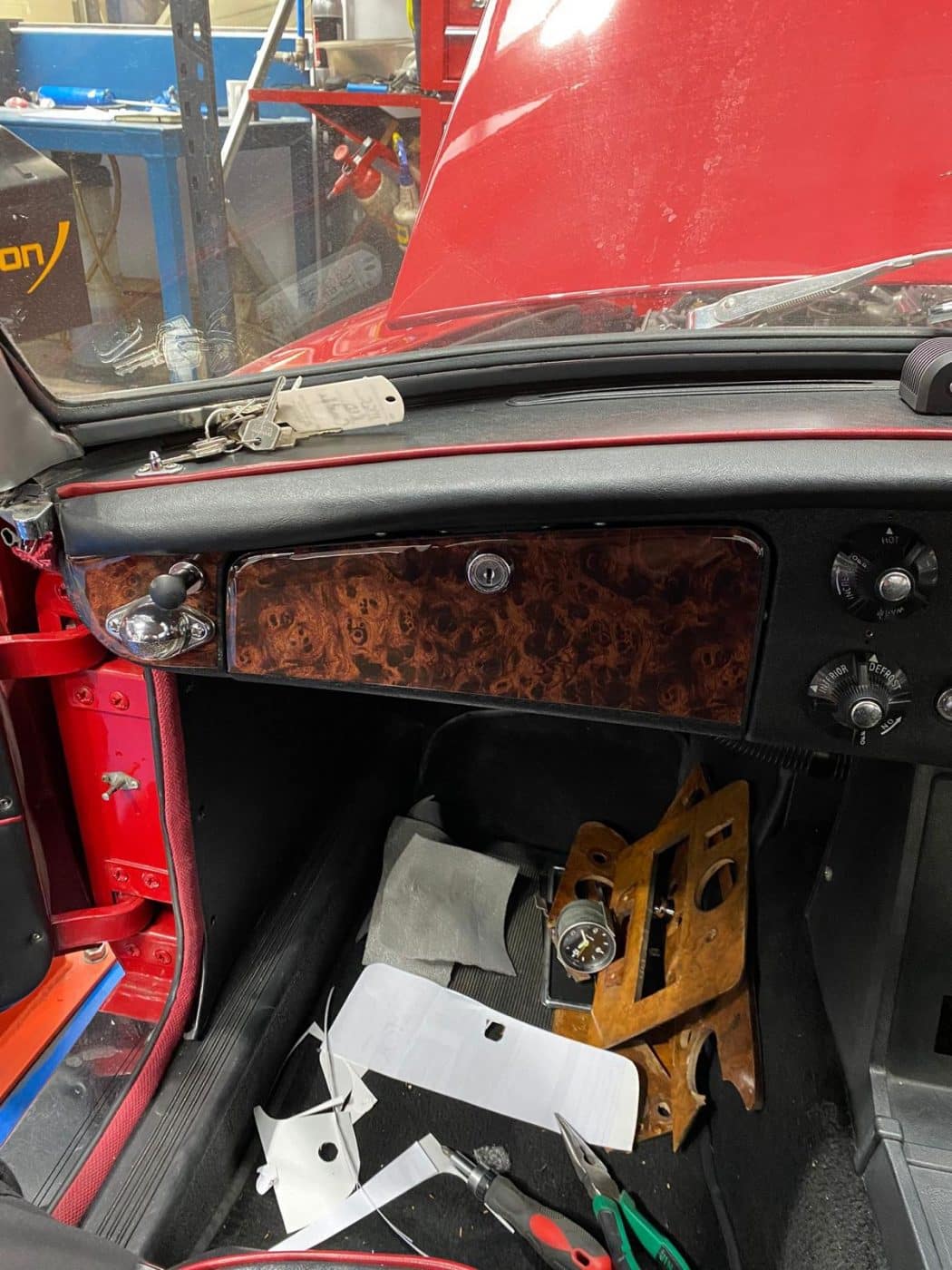 160322 1968 MGC Roadster Interior Trim 13 1