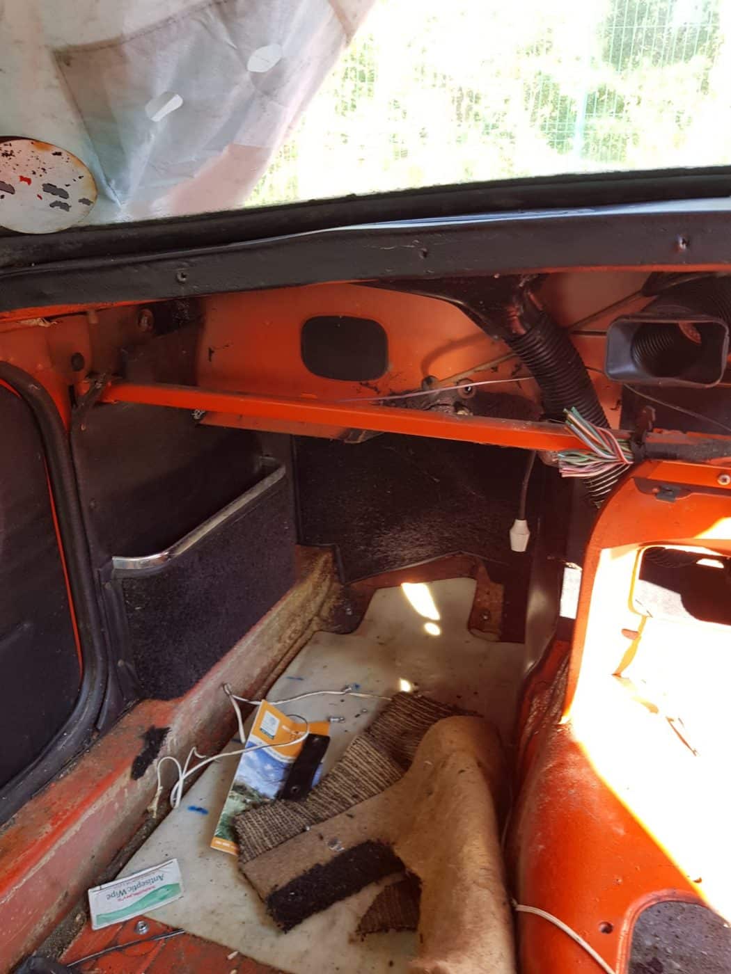 160322 Removing Usable Parts from the 1978 MGB GT Interior 8 1