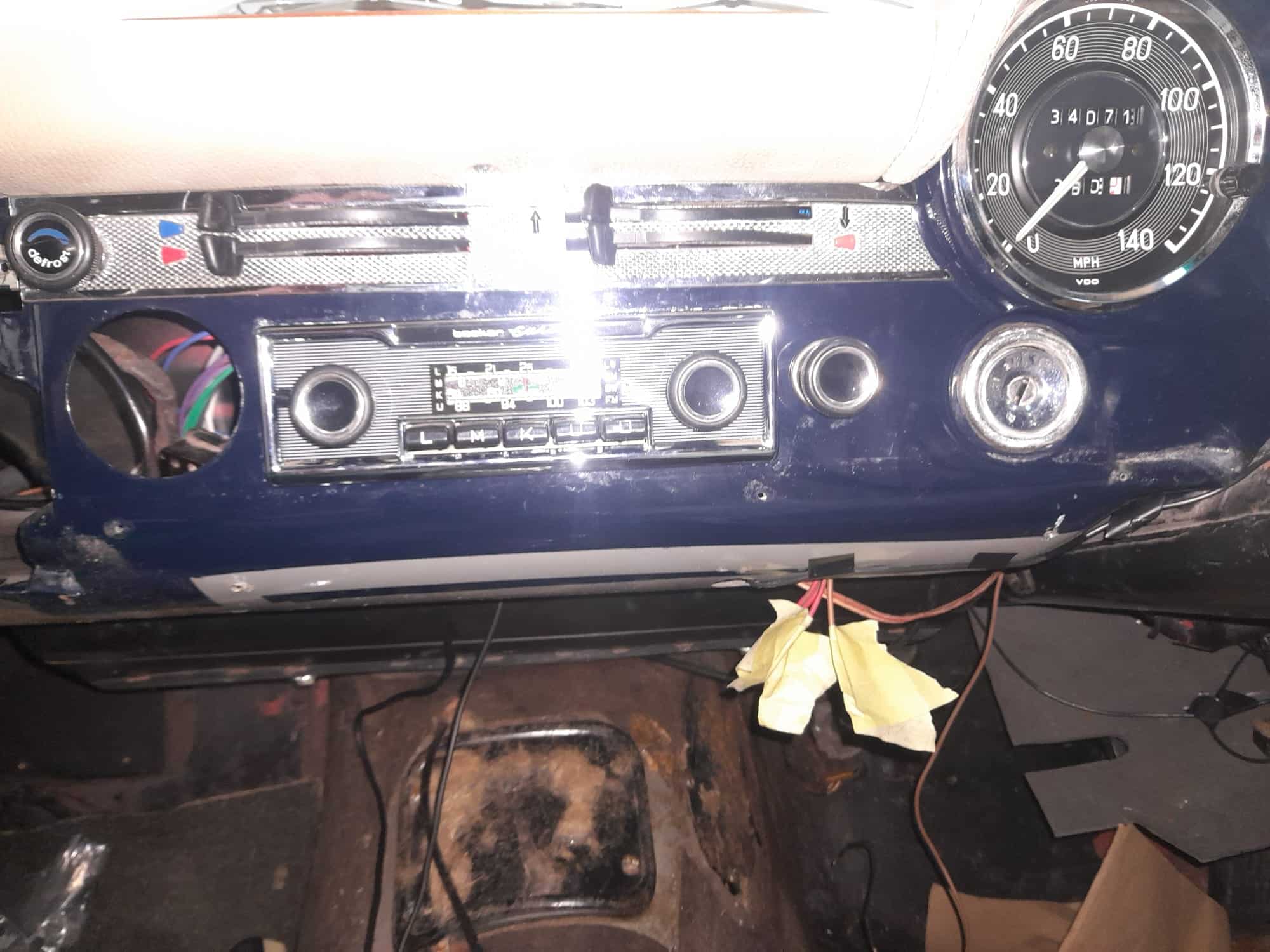 240322 1969 Mercedes 280SL Pagado New Heater Matrix and Dash Install 10 1