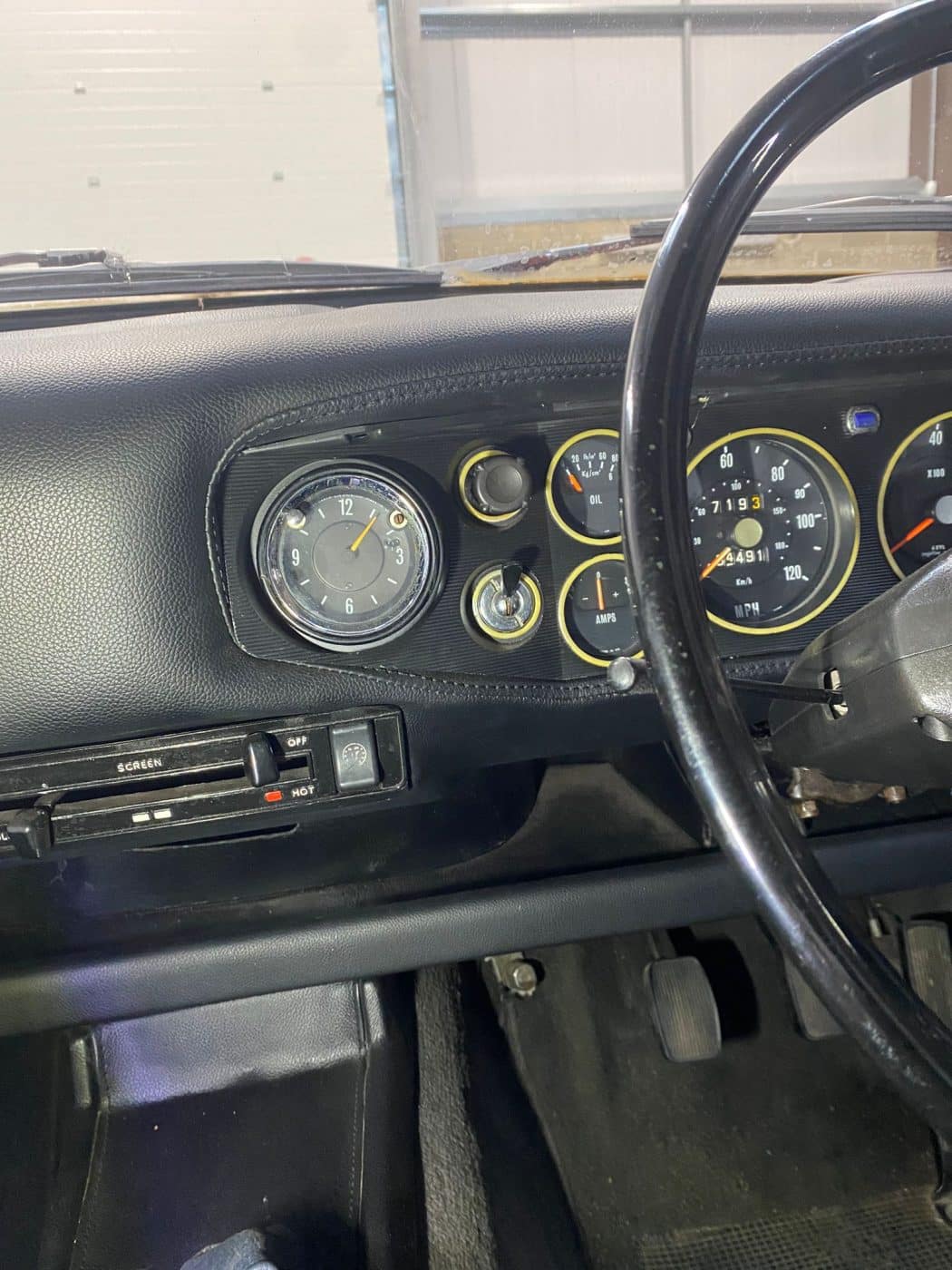 250322 1969 Sunbeam Rapier Dash and Centre Console Repairs 38 1