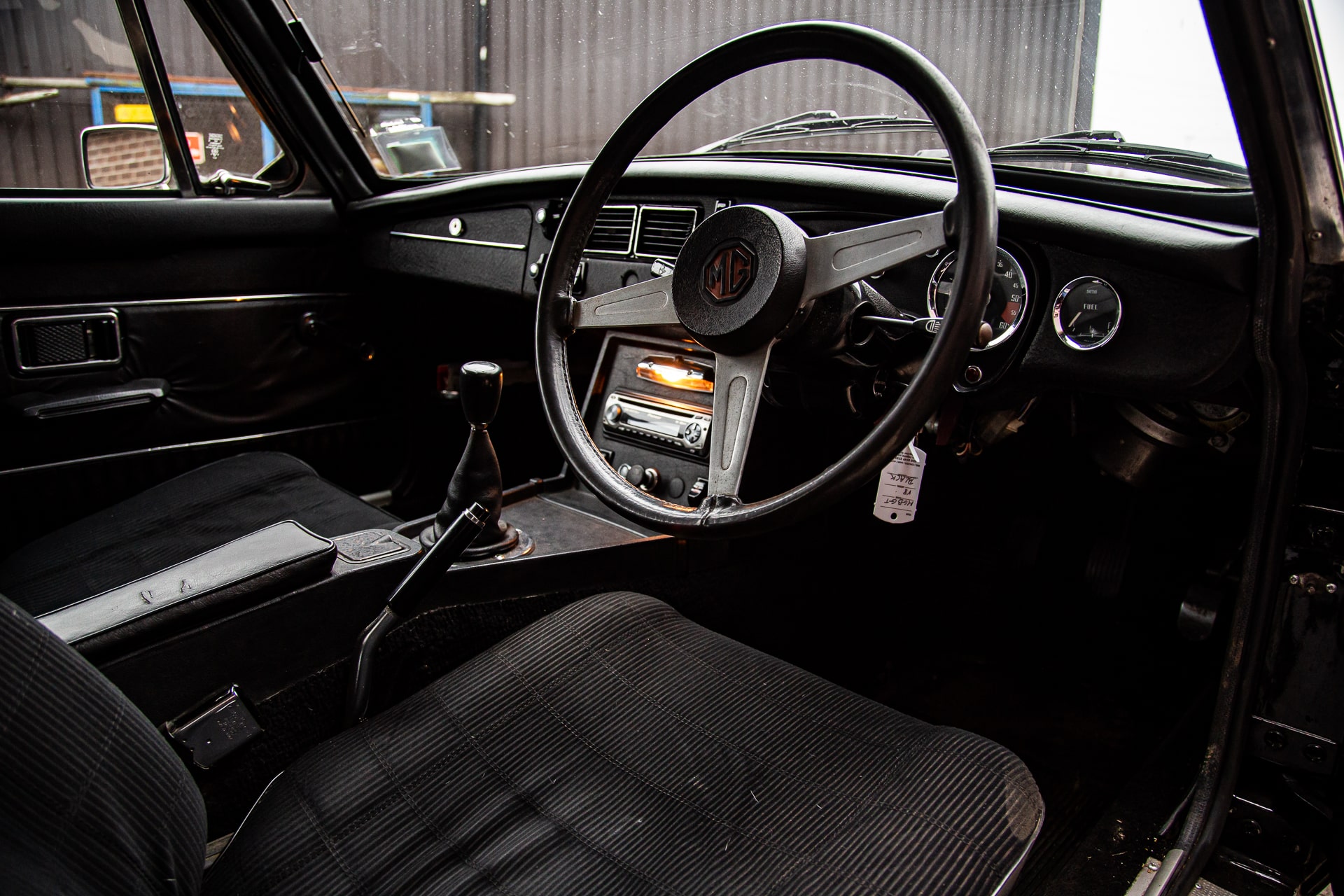 290322 1974 MGB GT V8 Arrival 18 1