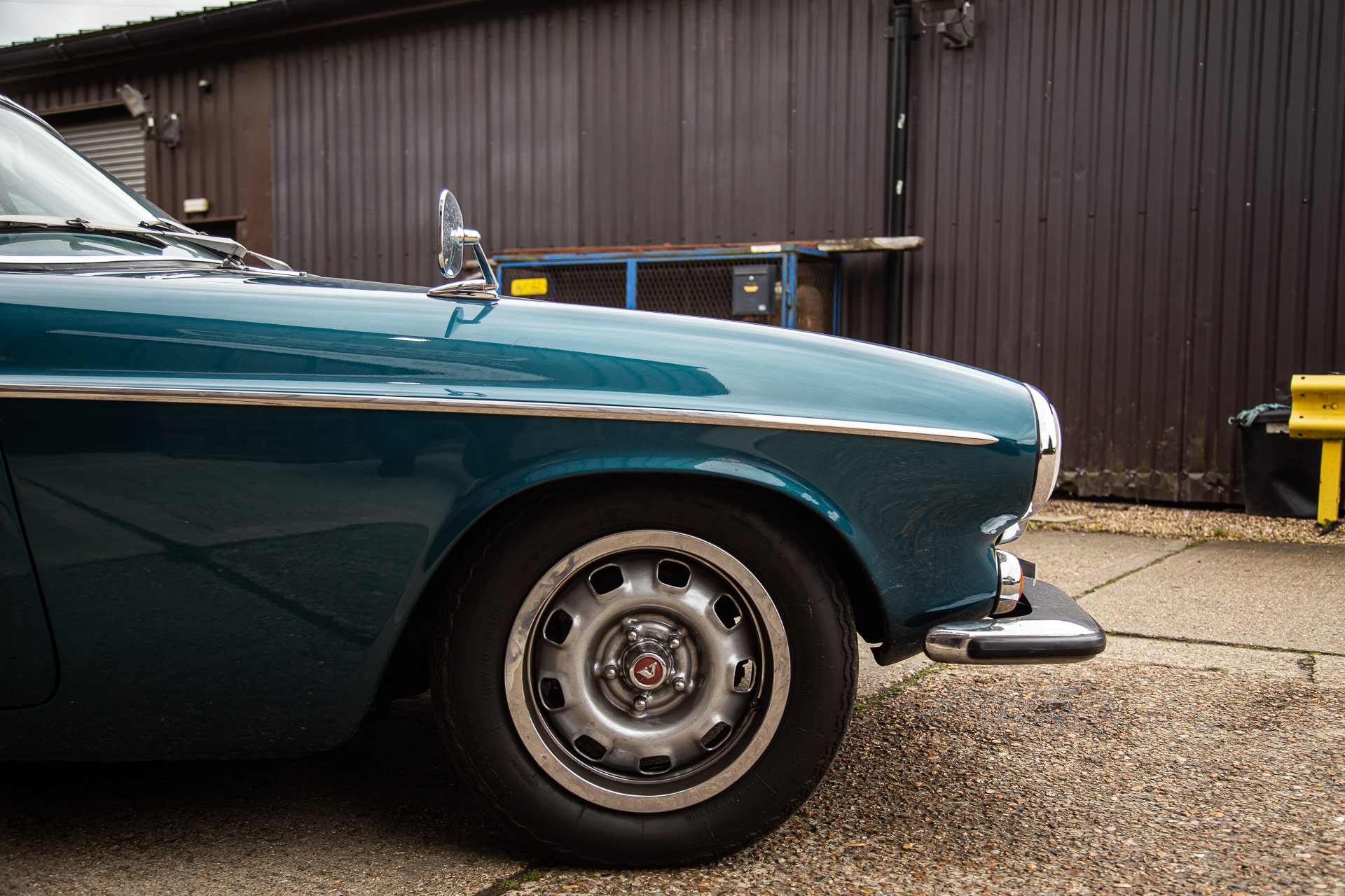 040422 1973 Volvo P1800 12 1