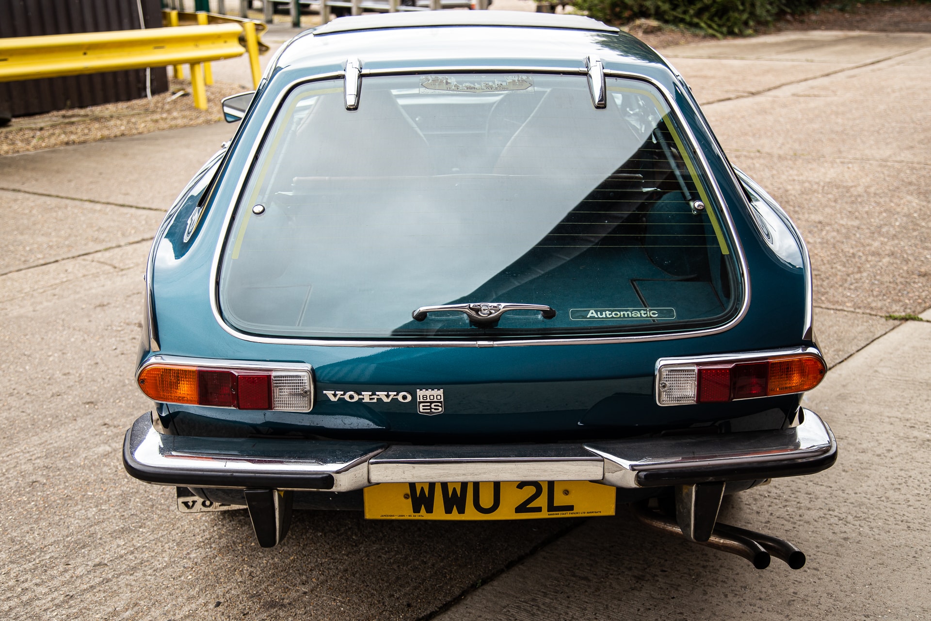 040422 1973 Volvo P1800 6 1