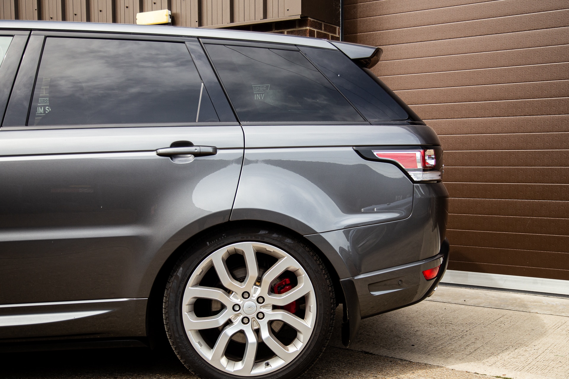 120422 2016 Range Rover Sport Arrival 5 1