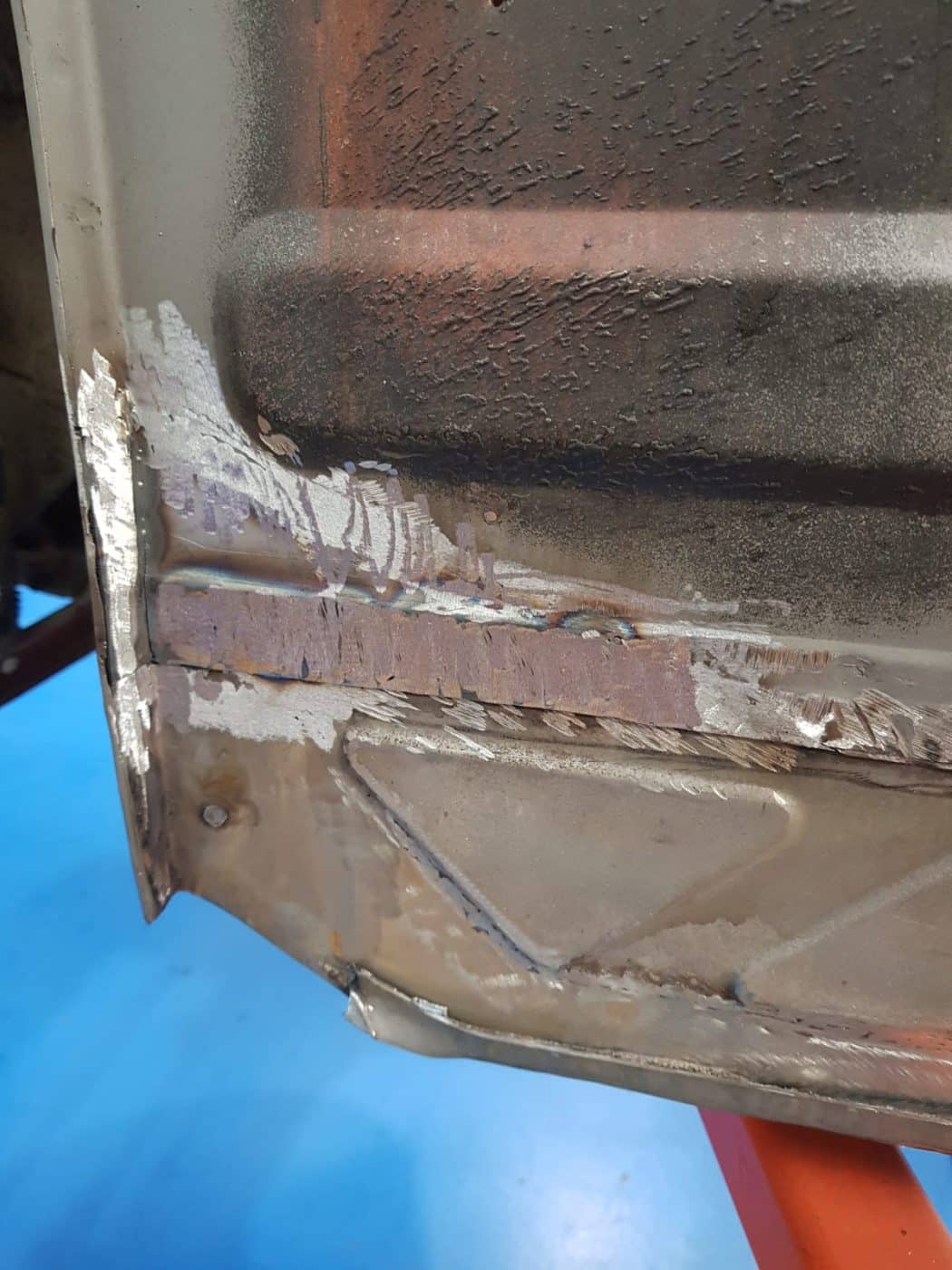 130422 1978 MGB GT Body Repairs 9 1