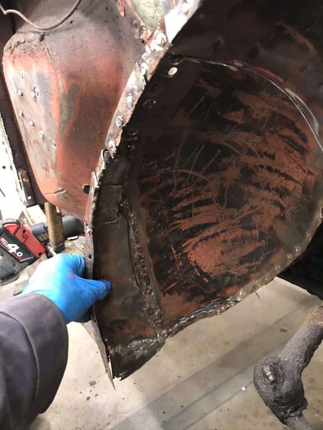 190422 1969 Morris Minor Convertible Front Arch and Sill Repairs 9 1