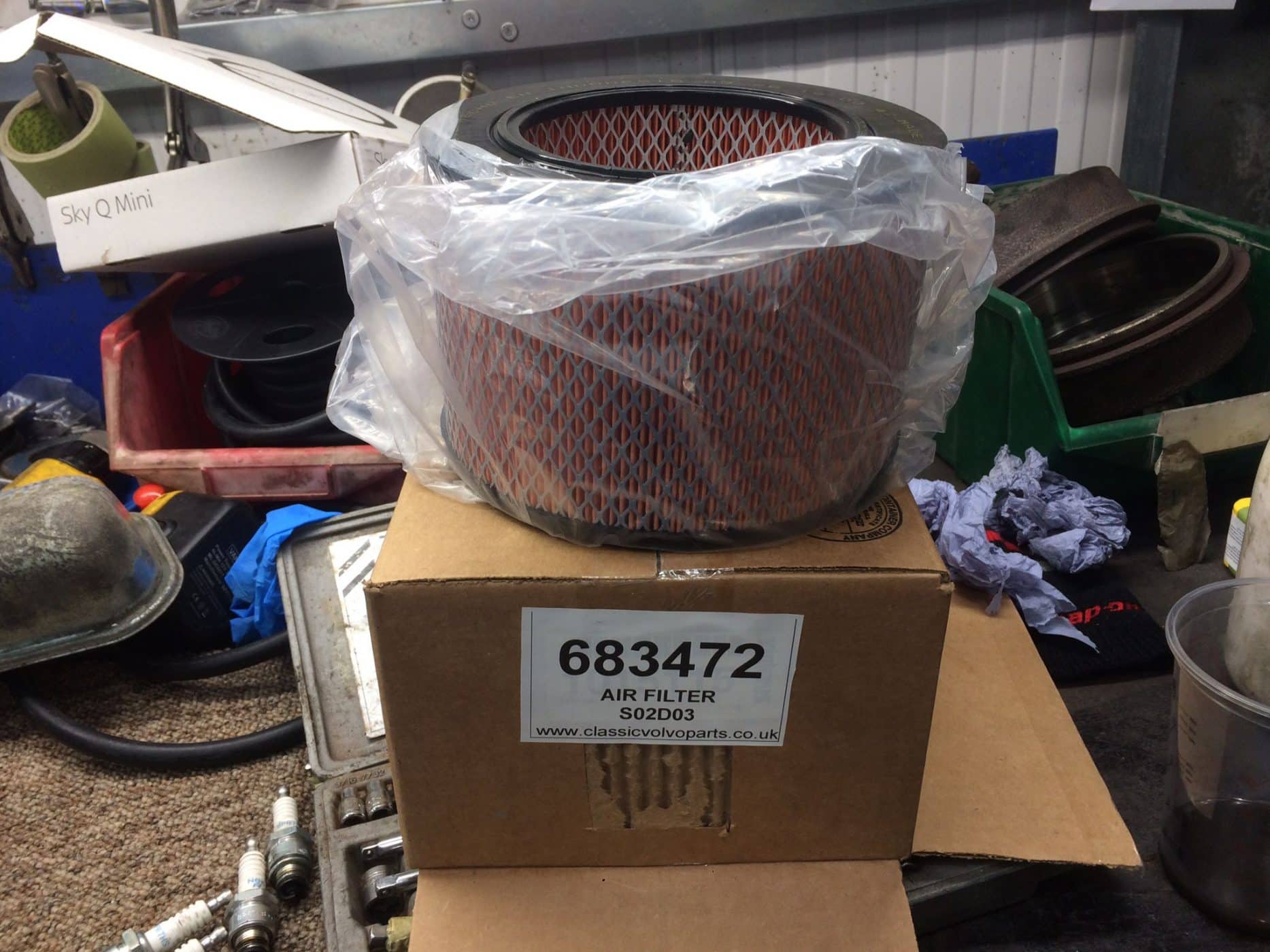 190422 1973 Volvo 1800ES service repairs balljoint and antifreeze 8 1