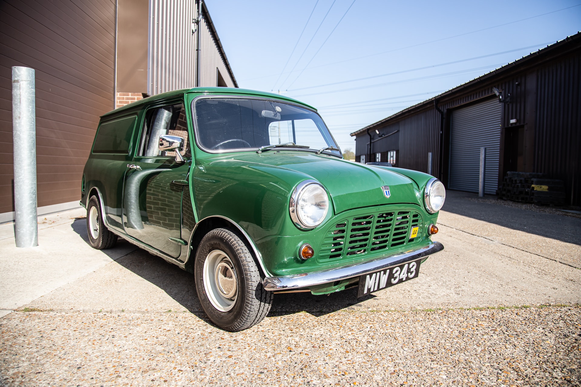 220422 1980 Rover Mini Van 19