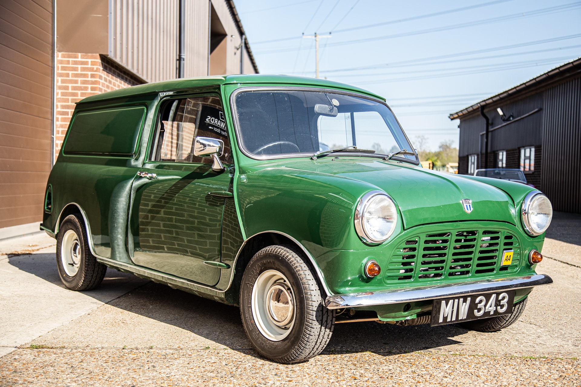 220422 1980 Rover Mini Van 7