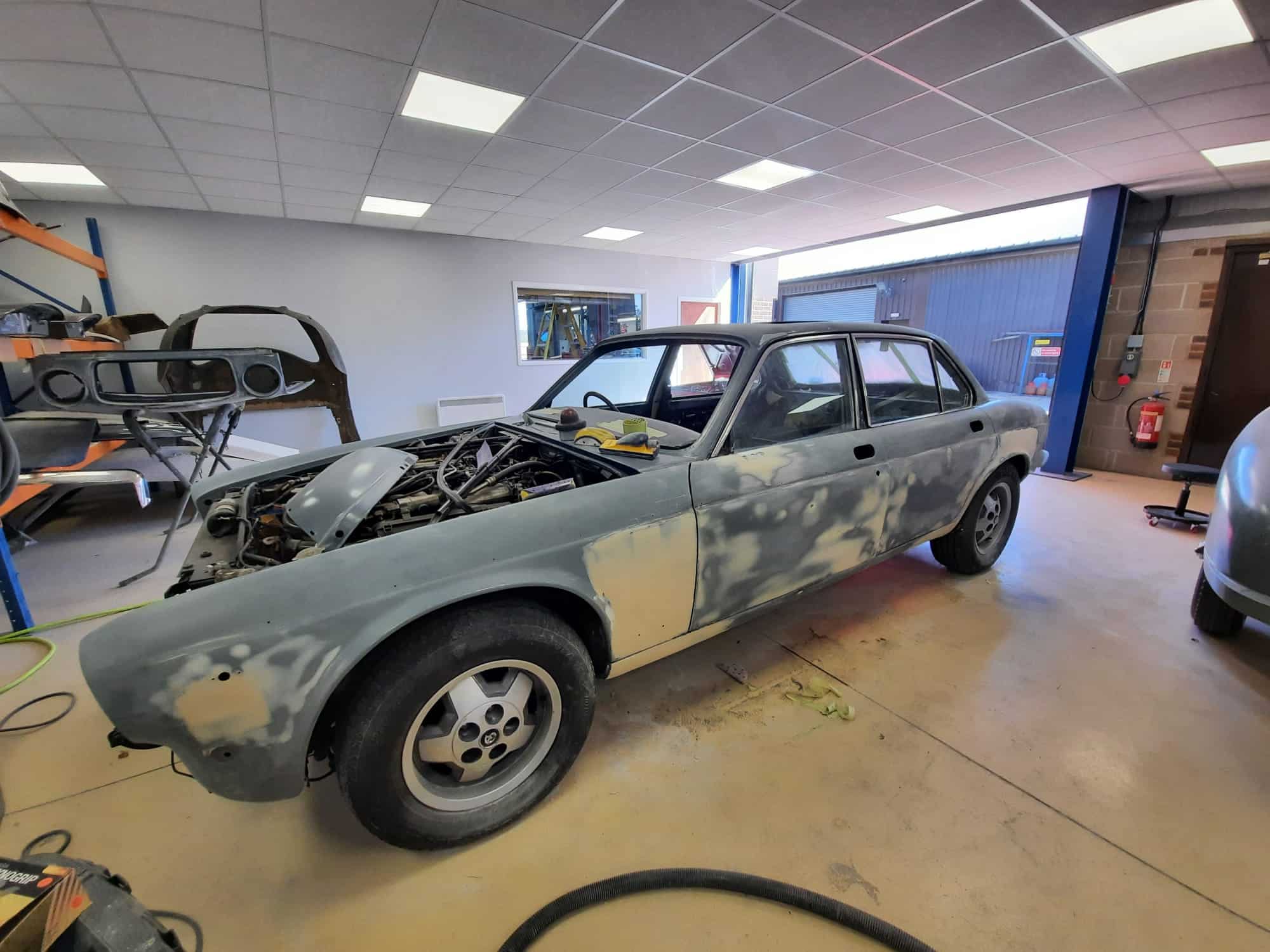 220422 1987 Daimler Double Six Filler Work 3 1