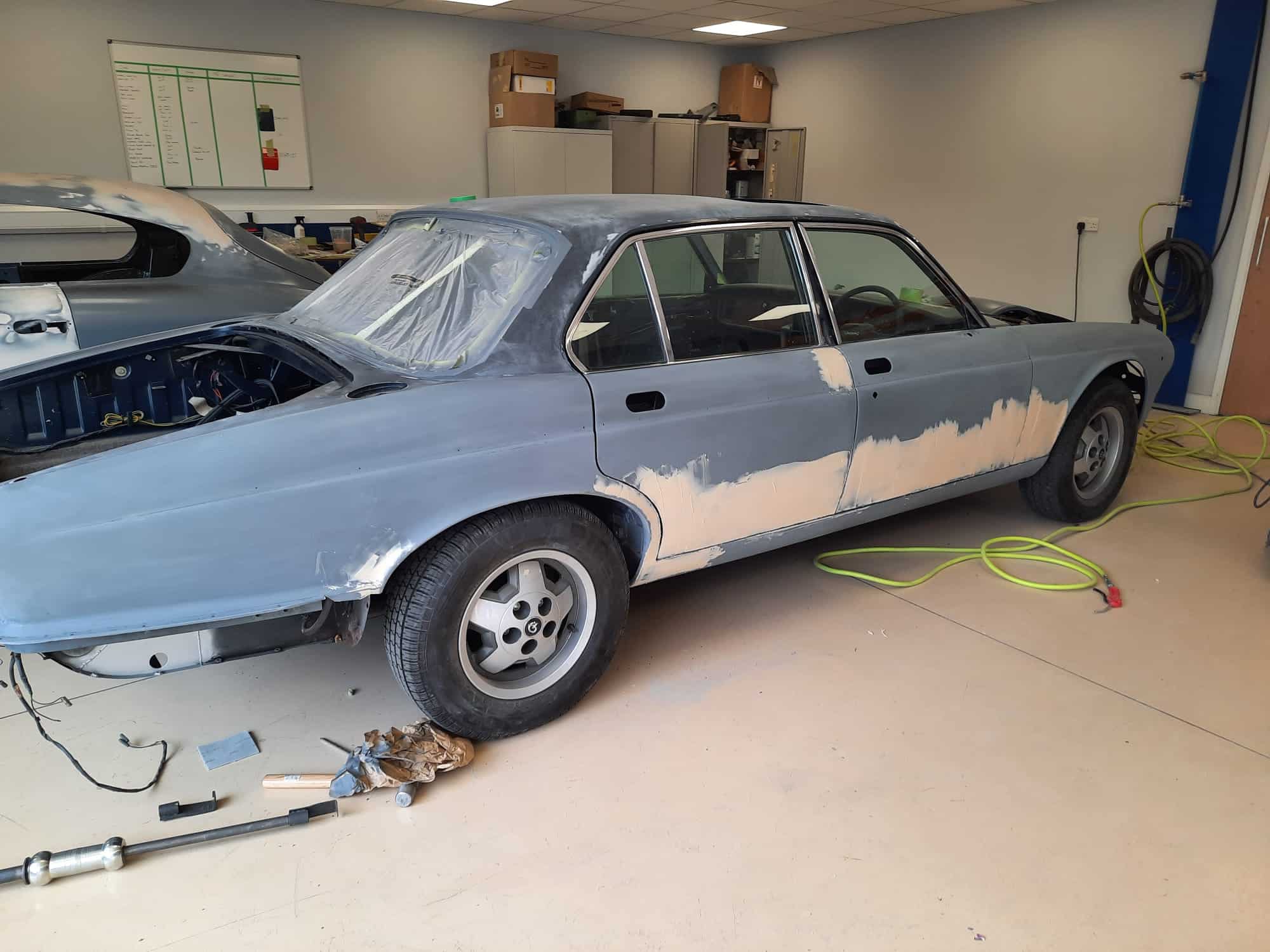 220422 1987 Daimler Double Six Filler Work 6 1