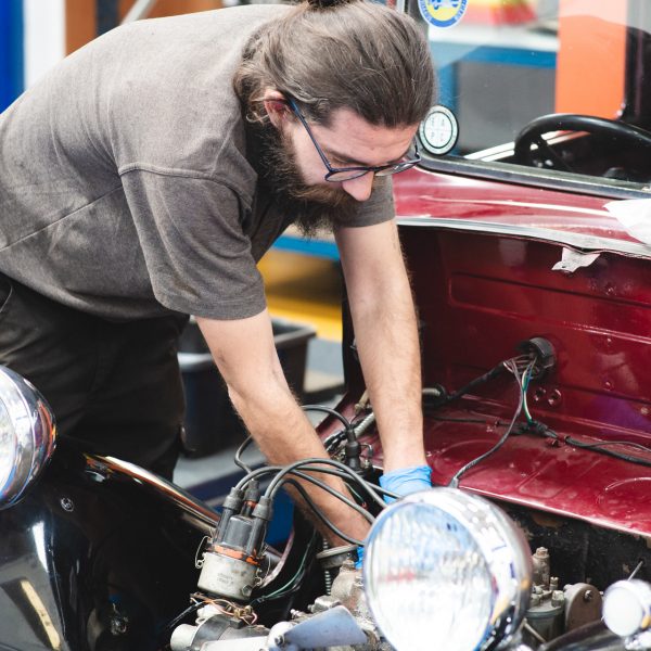 In-Place - Reinstalling the Engine and Gearbox of the 1933 Austin 7 -  Bridge Classic Cars