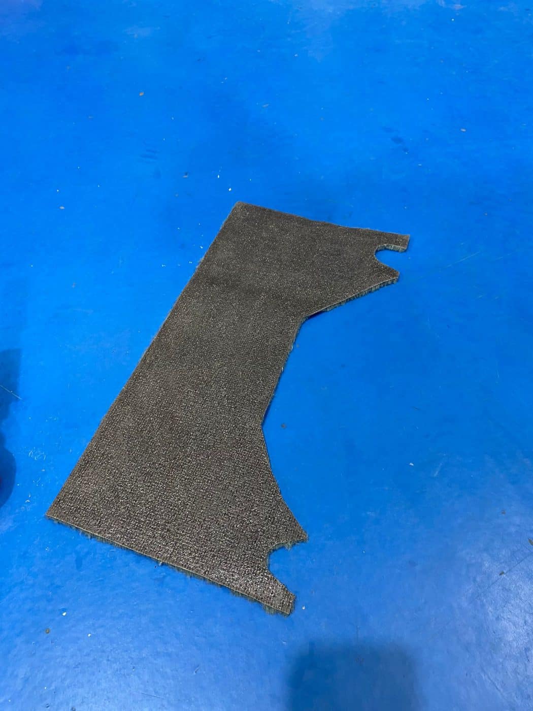 030522 1979 Arrow Ferrari Daytona Interior Carpets and B Pillar 1