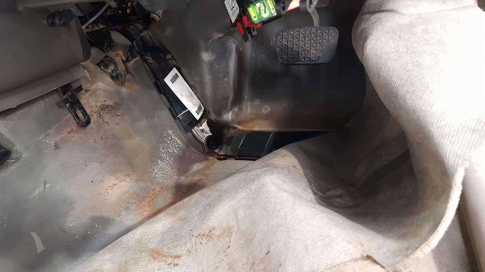 060522 1999 Vauxhall Omega Dash Parts Removed for Heater Matrix Cleaning Parts 13 1