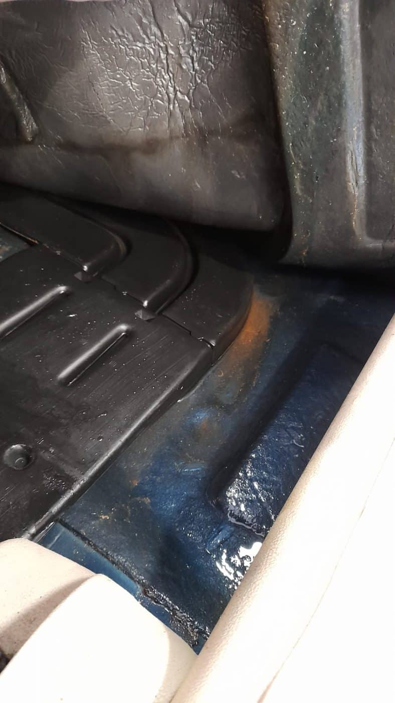 060522 1999 Vauxhall Omega Dash Parts Removed for Heater Matrix Cleaning Parts 9 1