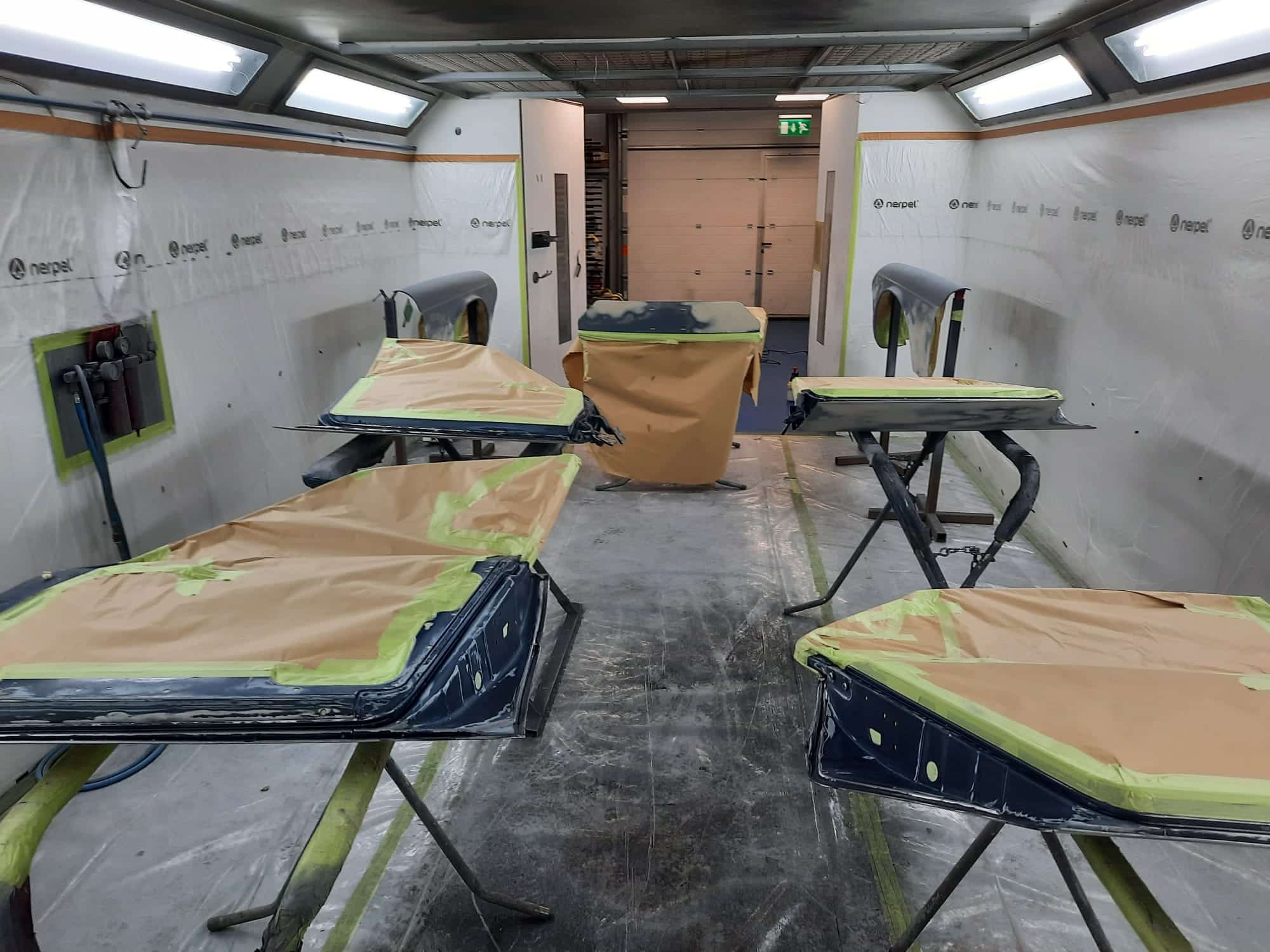 100522 1987 Daimler Double Six Wings and Panels in Primer 2 1