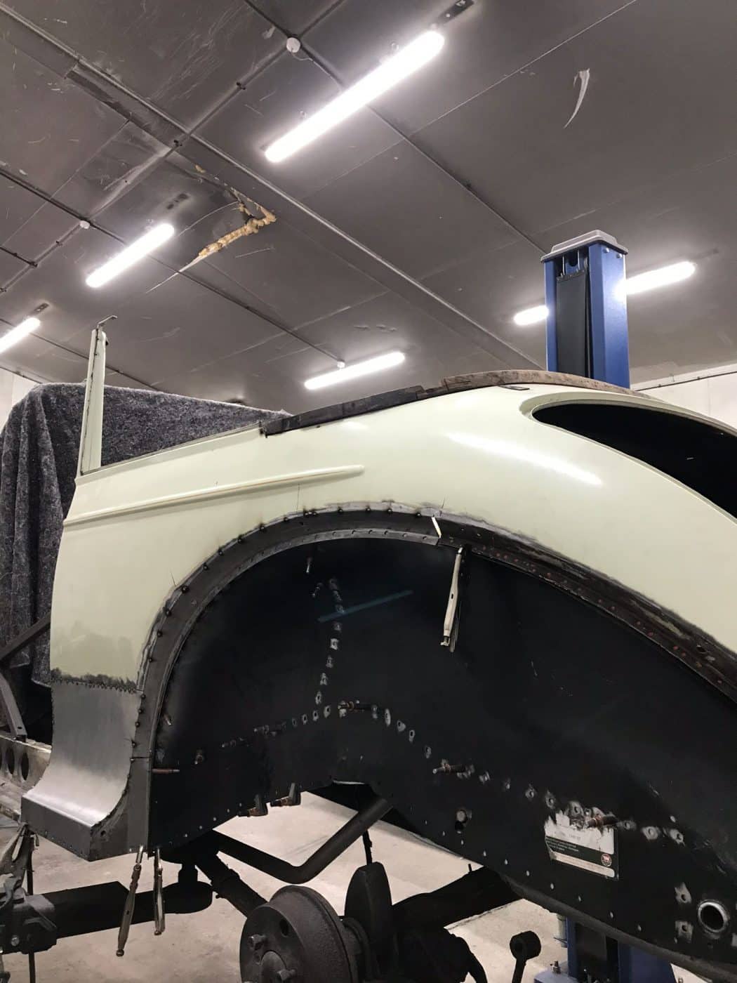 150522 1969 Morris Minor Convertible Arch and Rear Quarter Repairs10 1