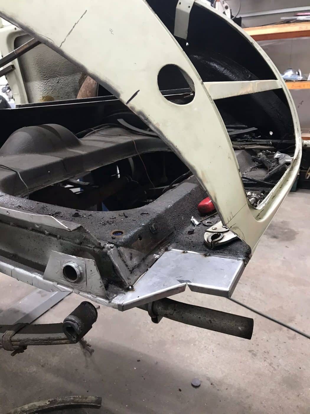 150522 1969 Morris Minor Convertible Arch and Rear Quarter Repairs17 1