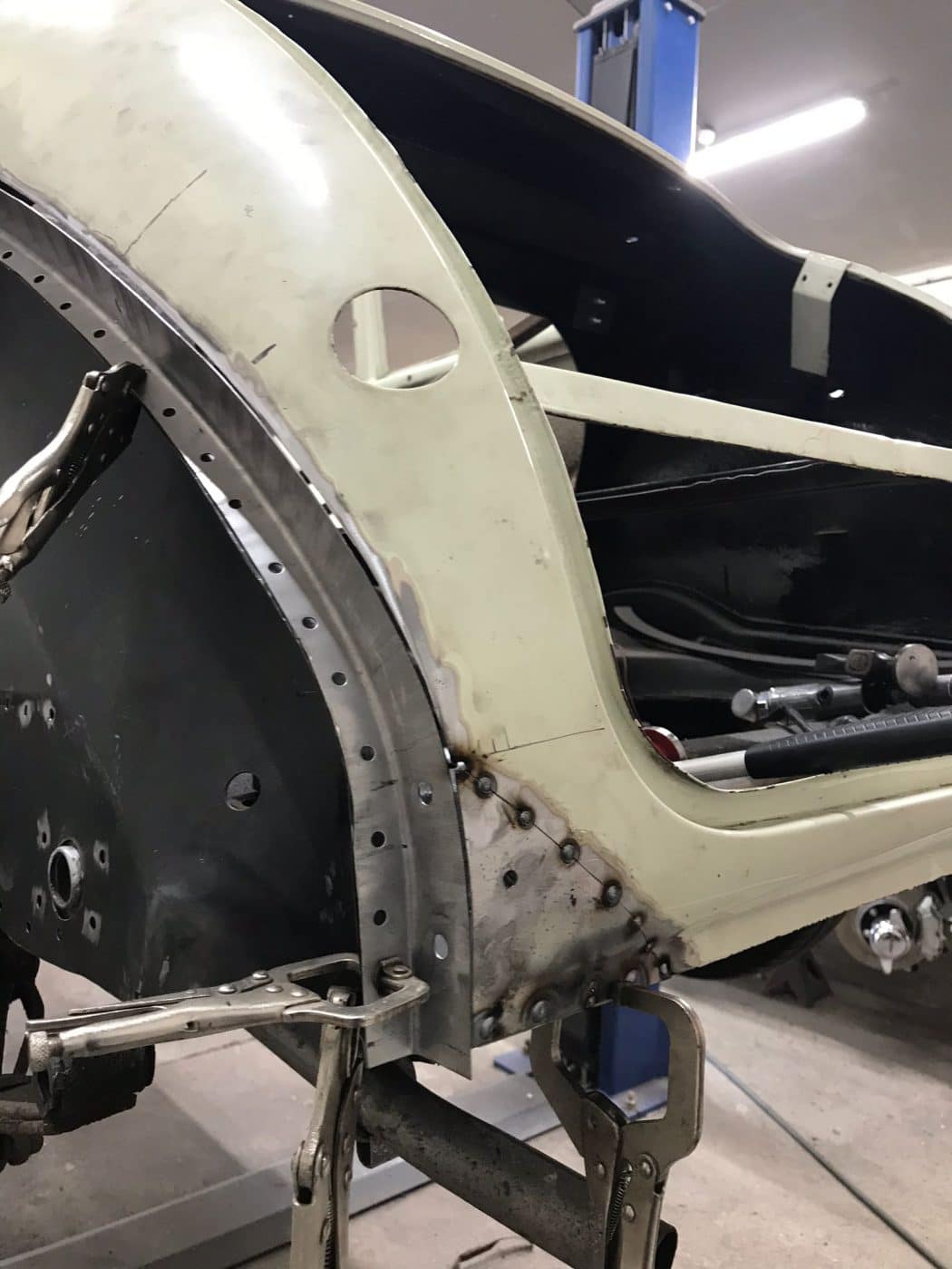 150522 1969 Morris Minor Convertible Arch and Rear Quarter Repairs19 1