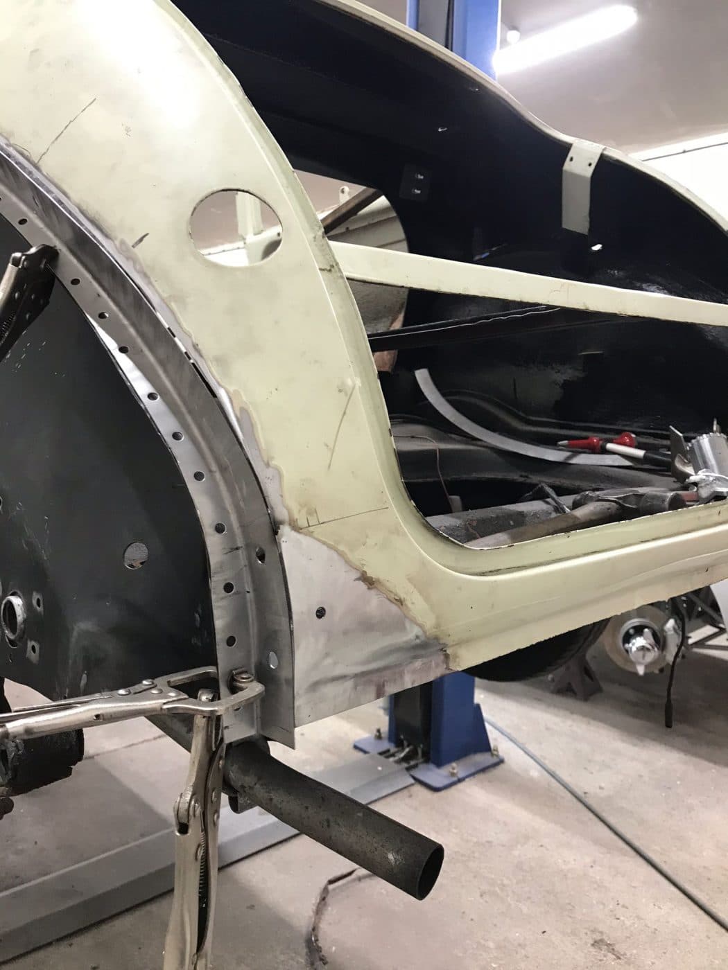 150522 1969 Morris Minor Convertible Arch and Rear Quarter Repairs20 1
