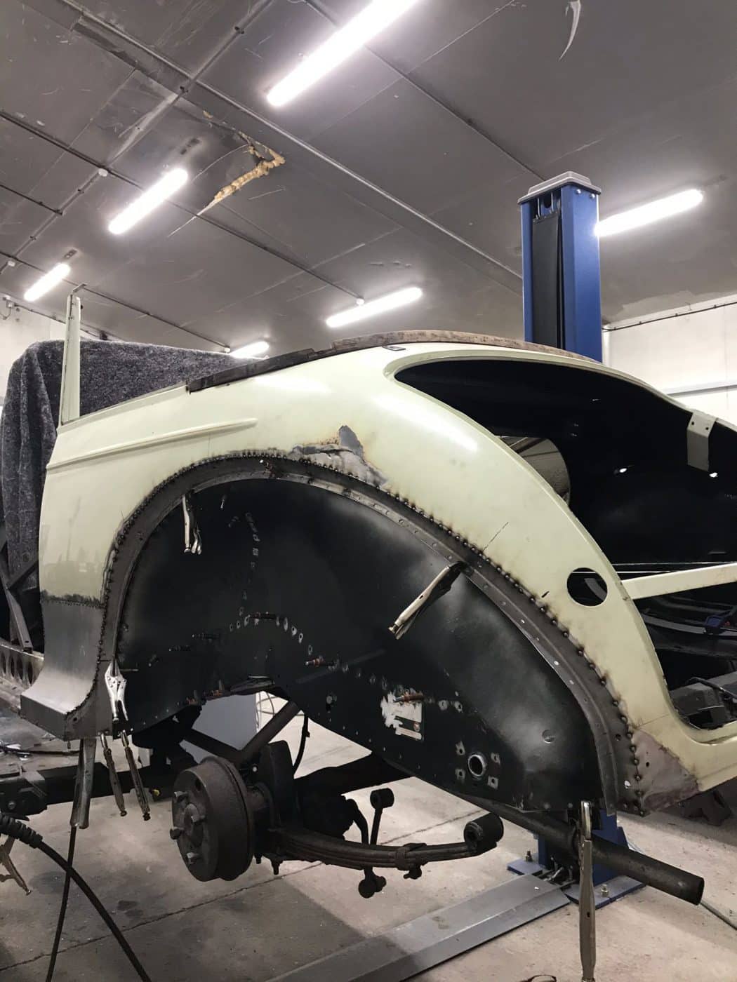 150522 1969 Morris Minor Convertible Arch and Rear Quarter Repairs21 1