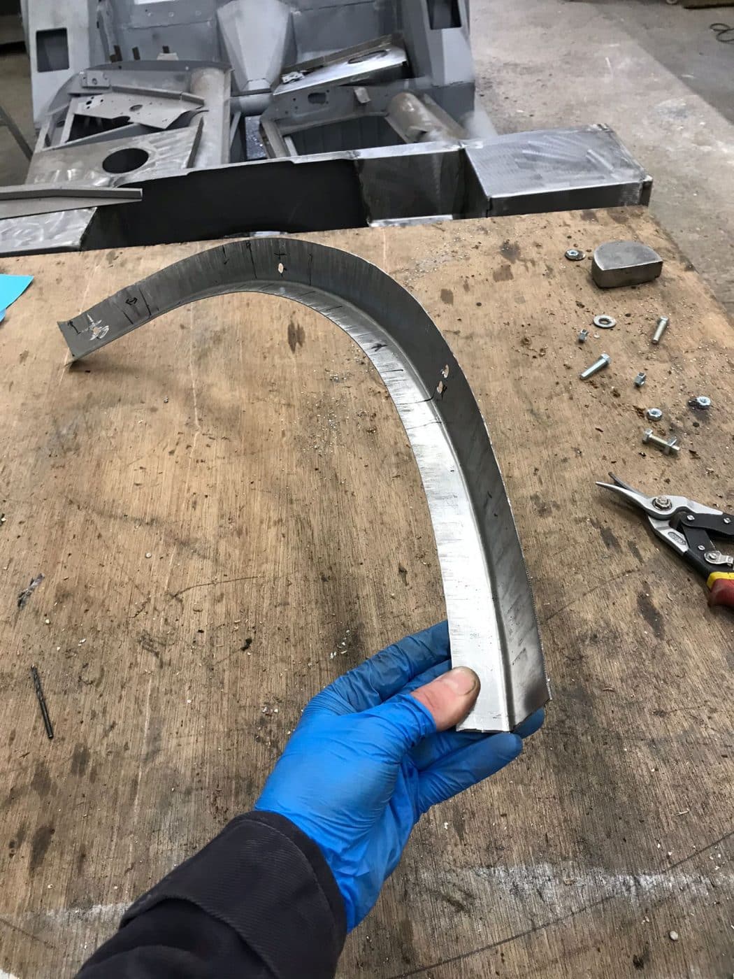 150522 1969 Morris Minor Convertible Arch and Rear Quarter Repairs8 1