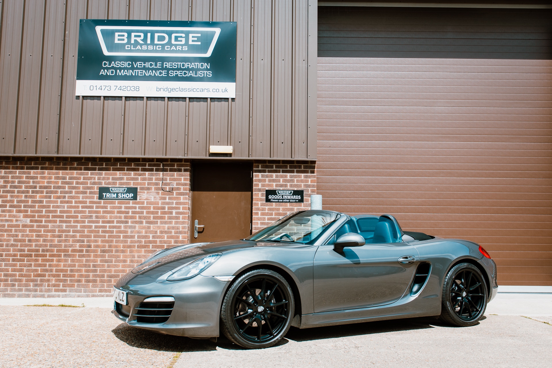 18052021 Porsche Boxster arrives for paintwork repair 15 1 1