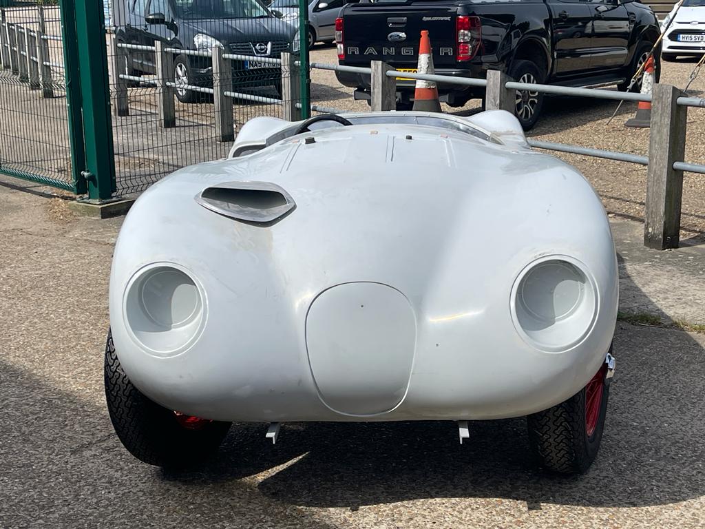 180522 Jaguar C Type on its wheels 7 1