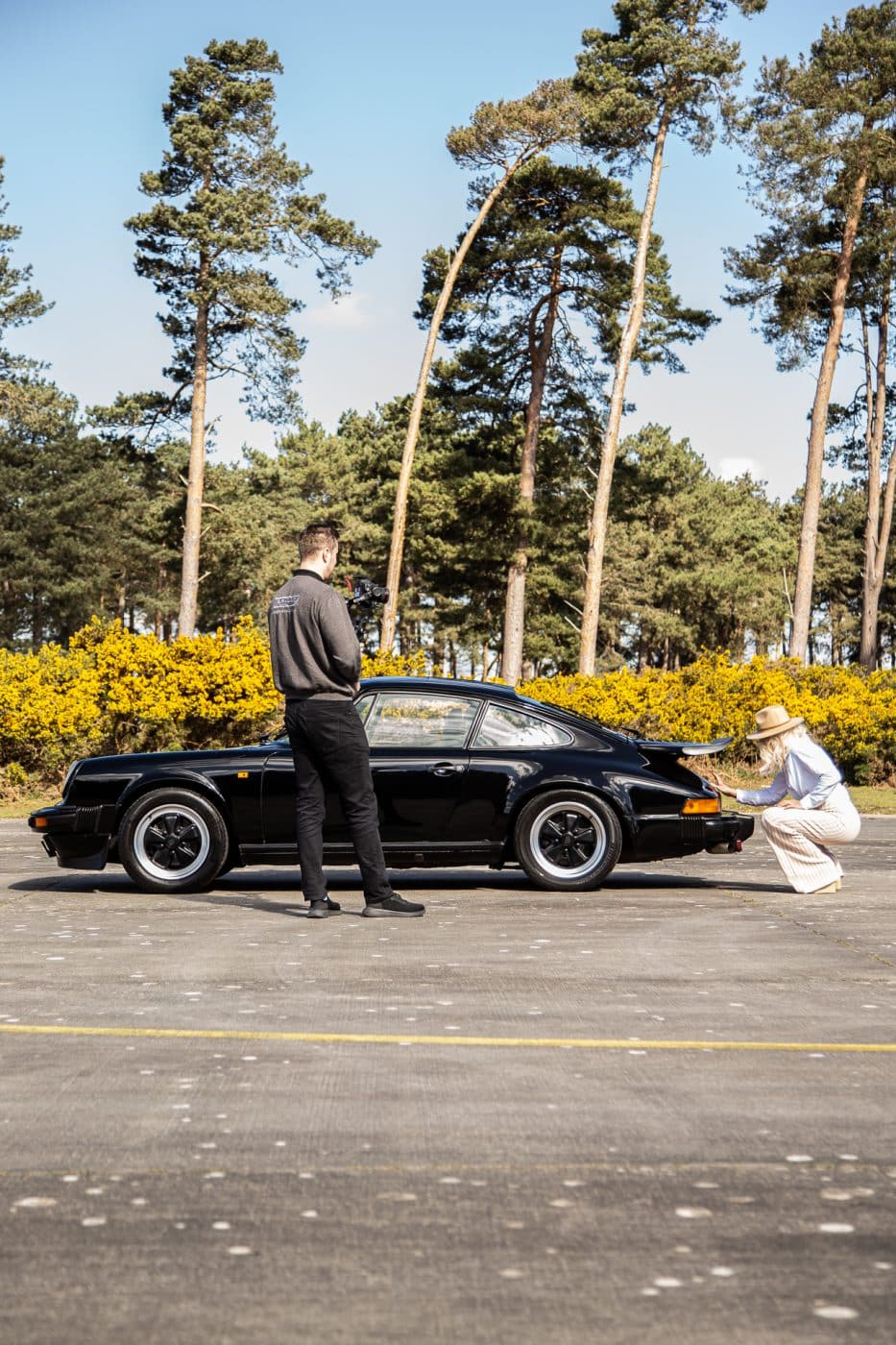 260422 1985 Porsche 911 BTS Photos 15 1
